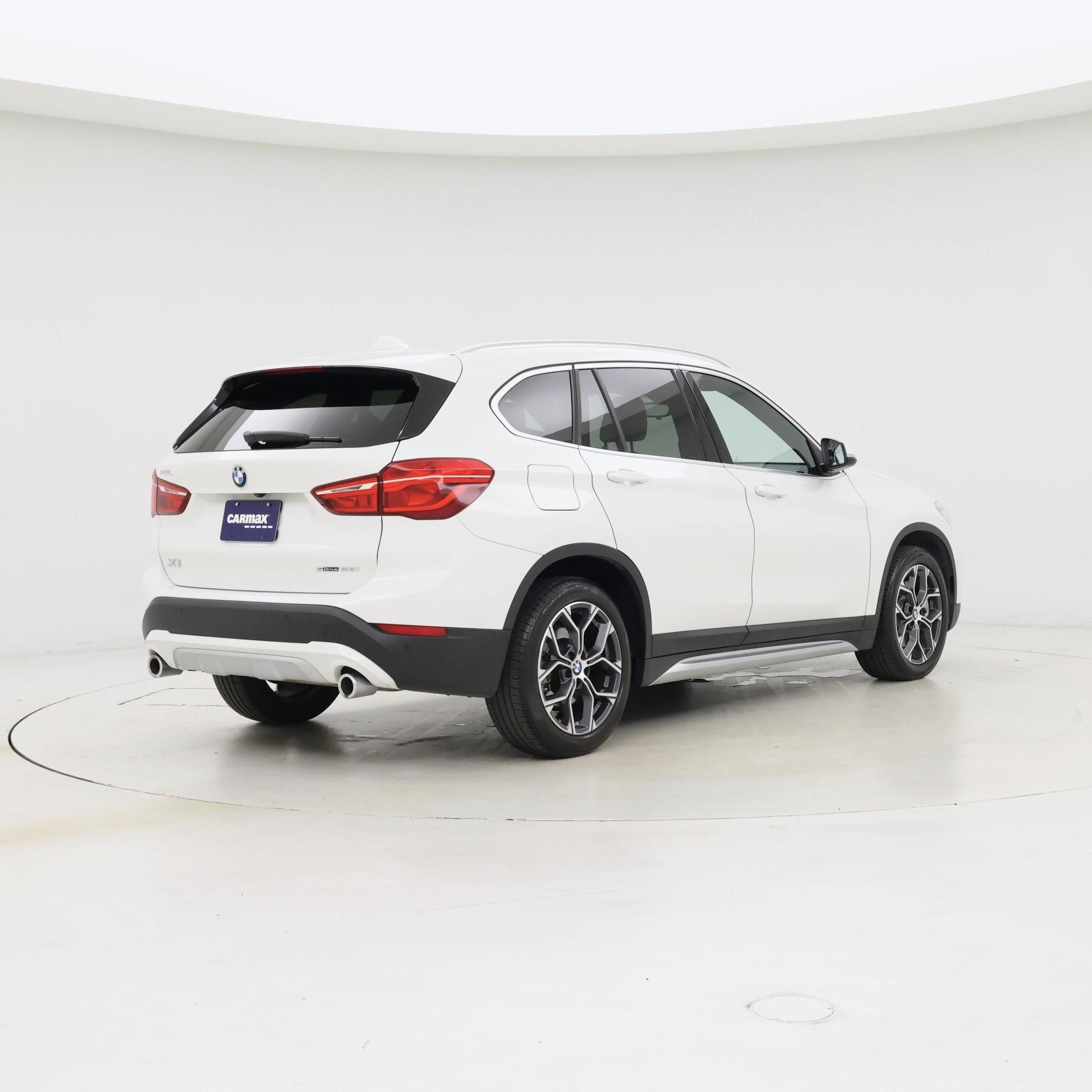 Thumbnail: 2021 BMW X1 - 8