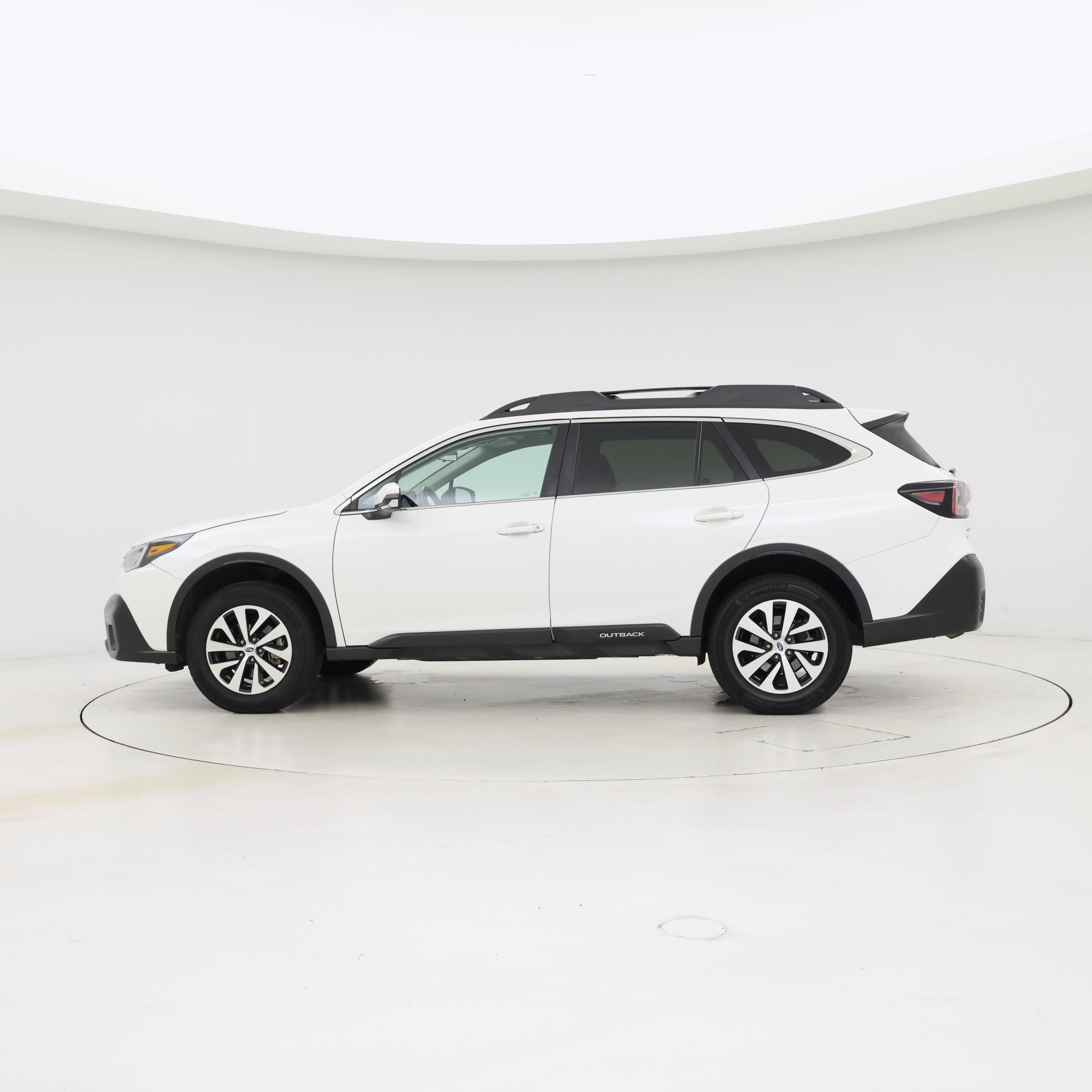 Thumbnail: 2022 Subaru Outback - 3