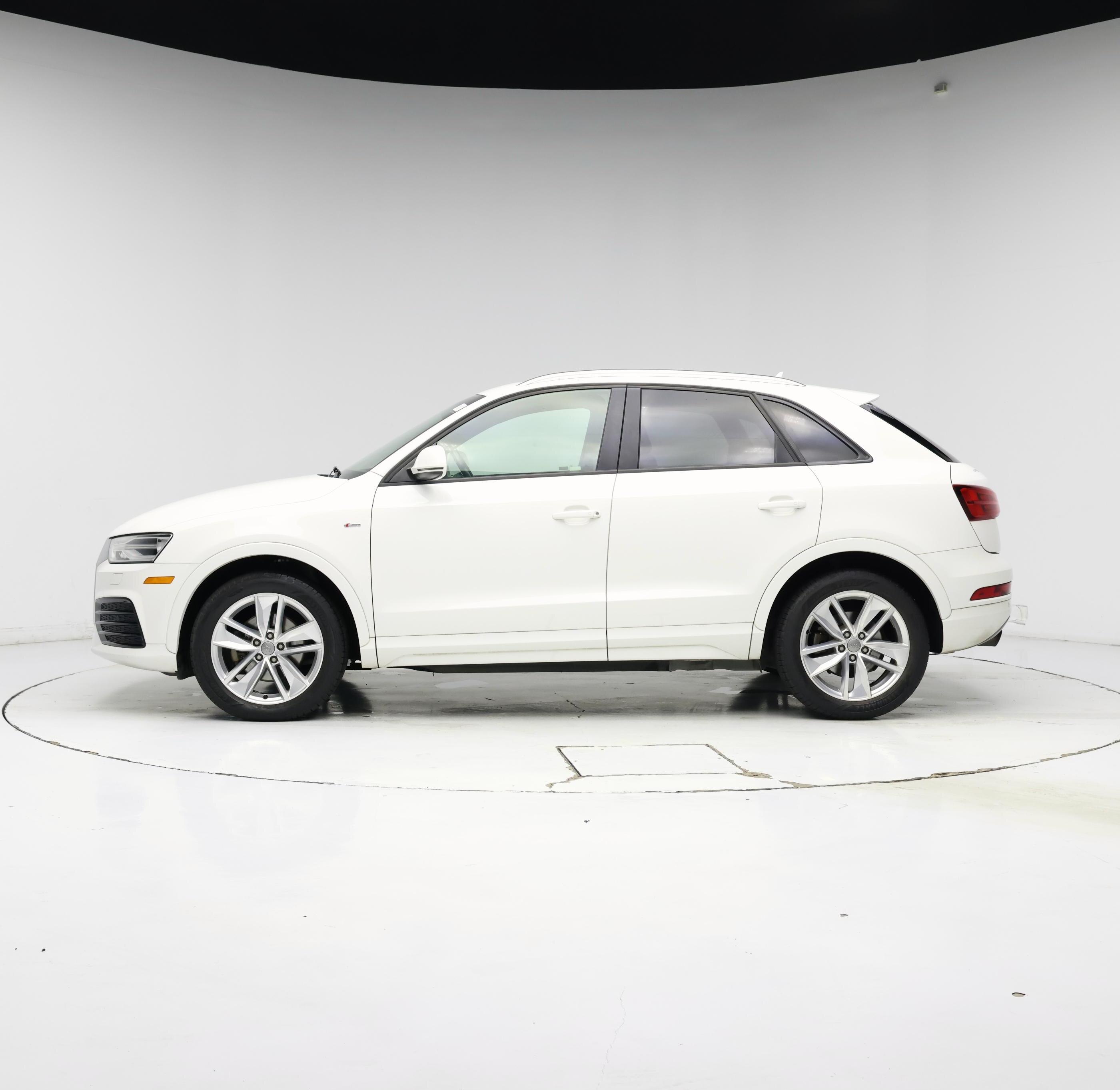 Thumbnail: 2018 Audi Q3 - 3
