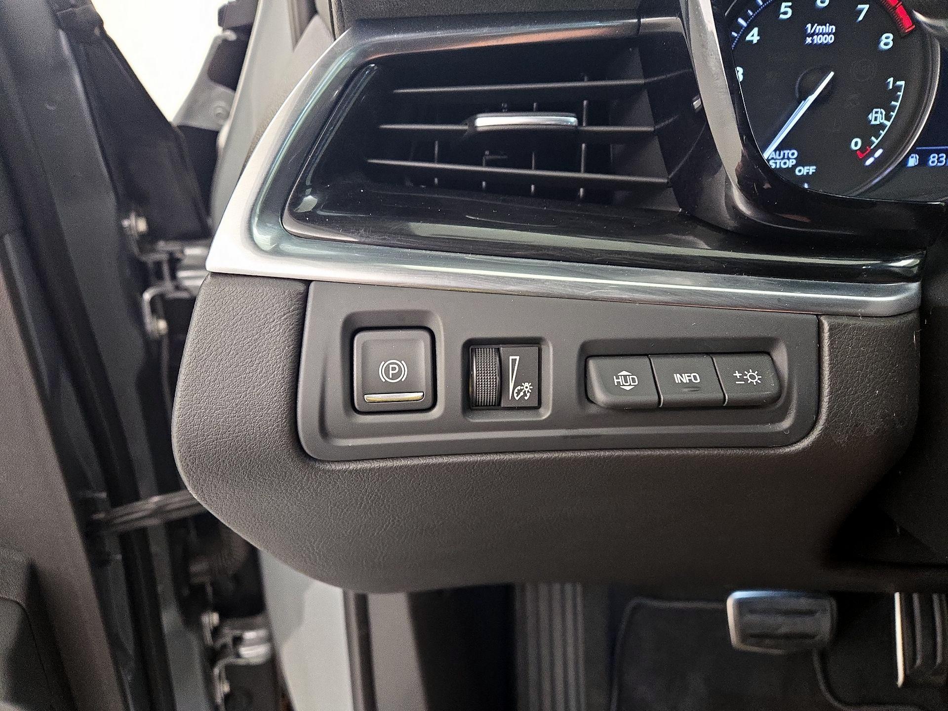 Thumbnail: 2023 Cadillac XT6 - 13