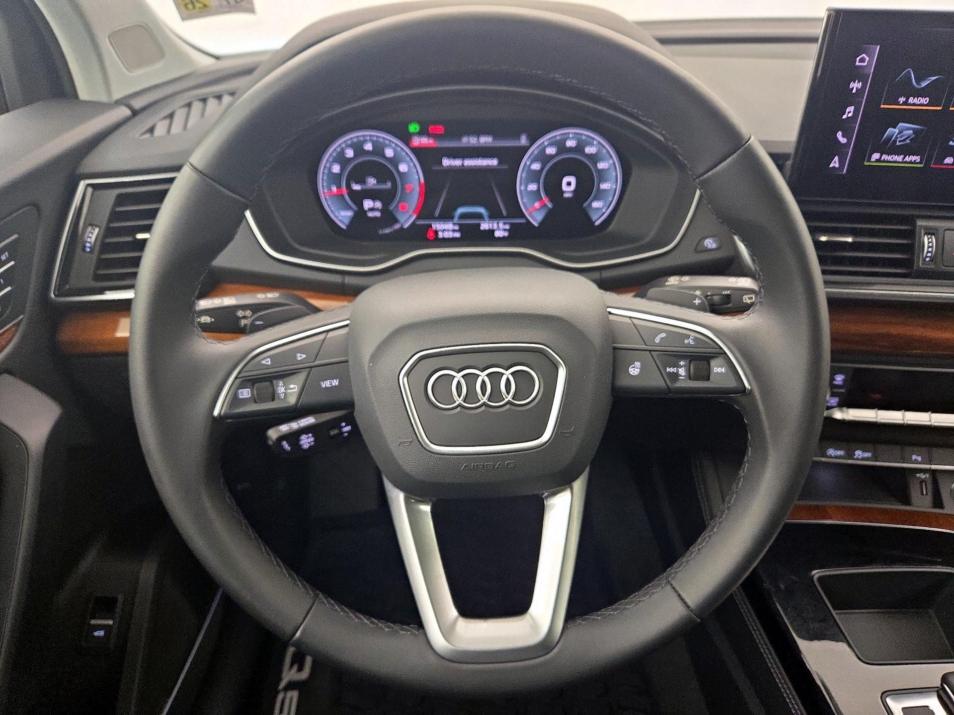 Thumbnail: 2023 Audi Q5 - 10