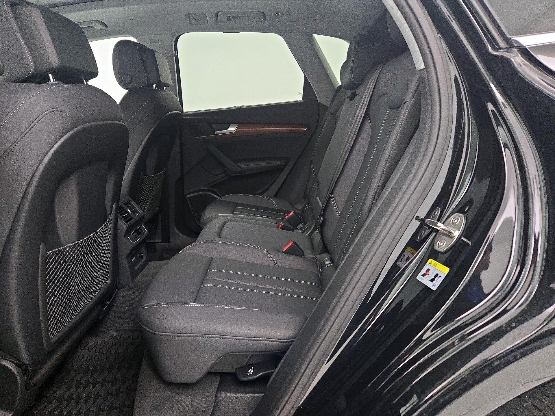 Thumbnail: 2023 Audi Q5 - 20