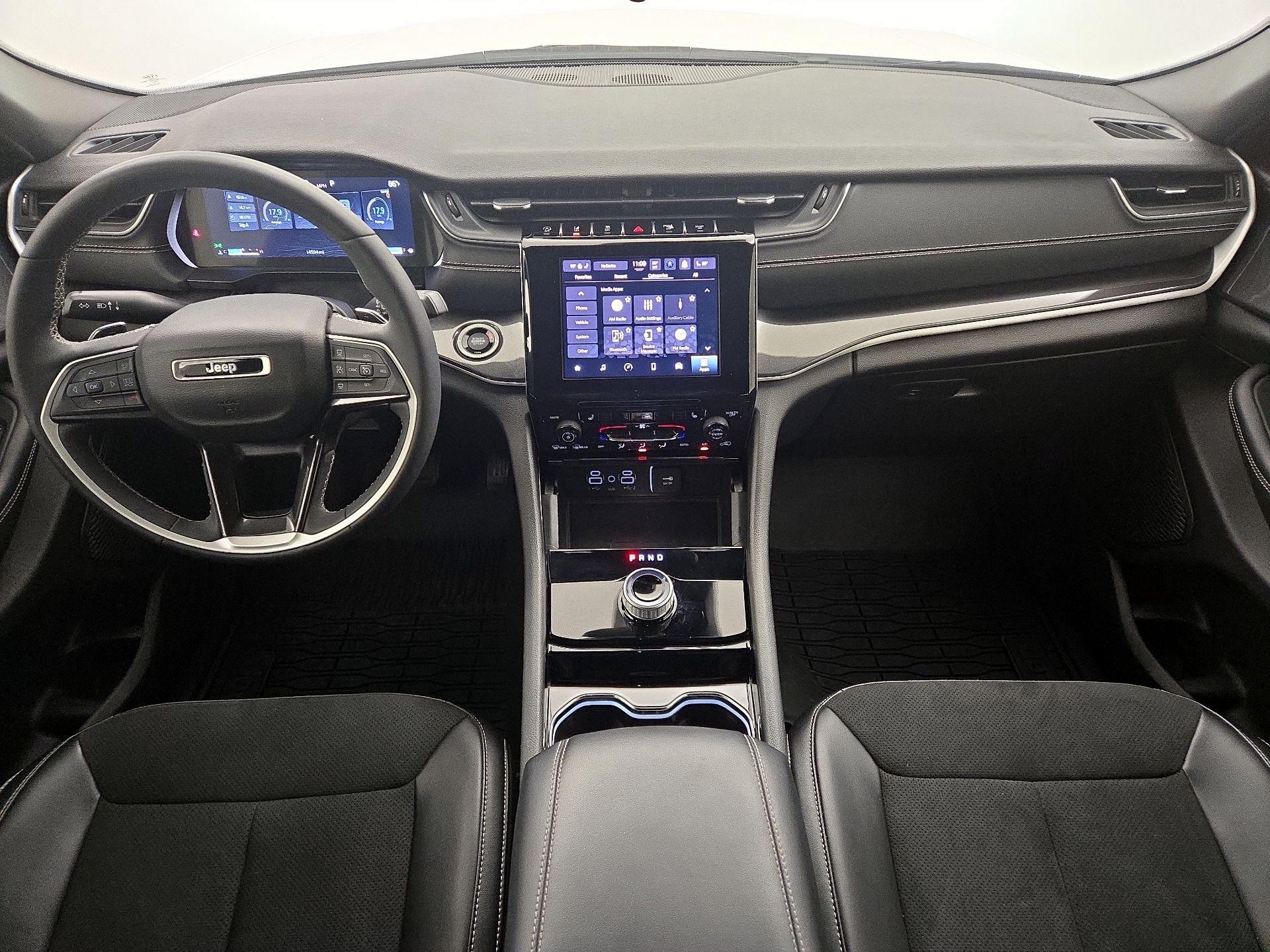 Thumbnail: 2023 Jeep Grand Cherokee - 9