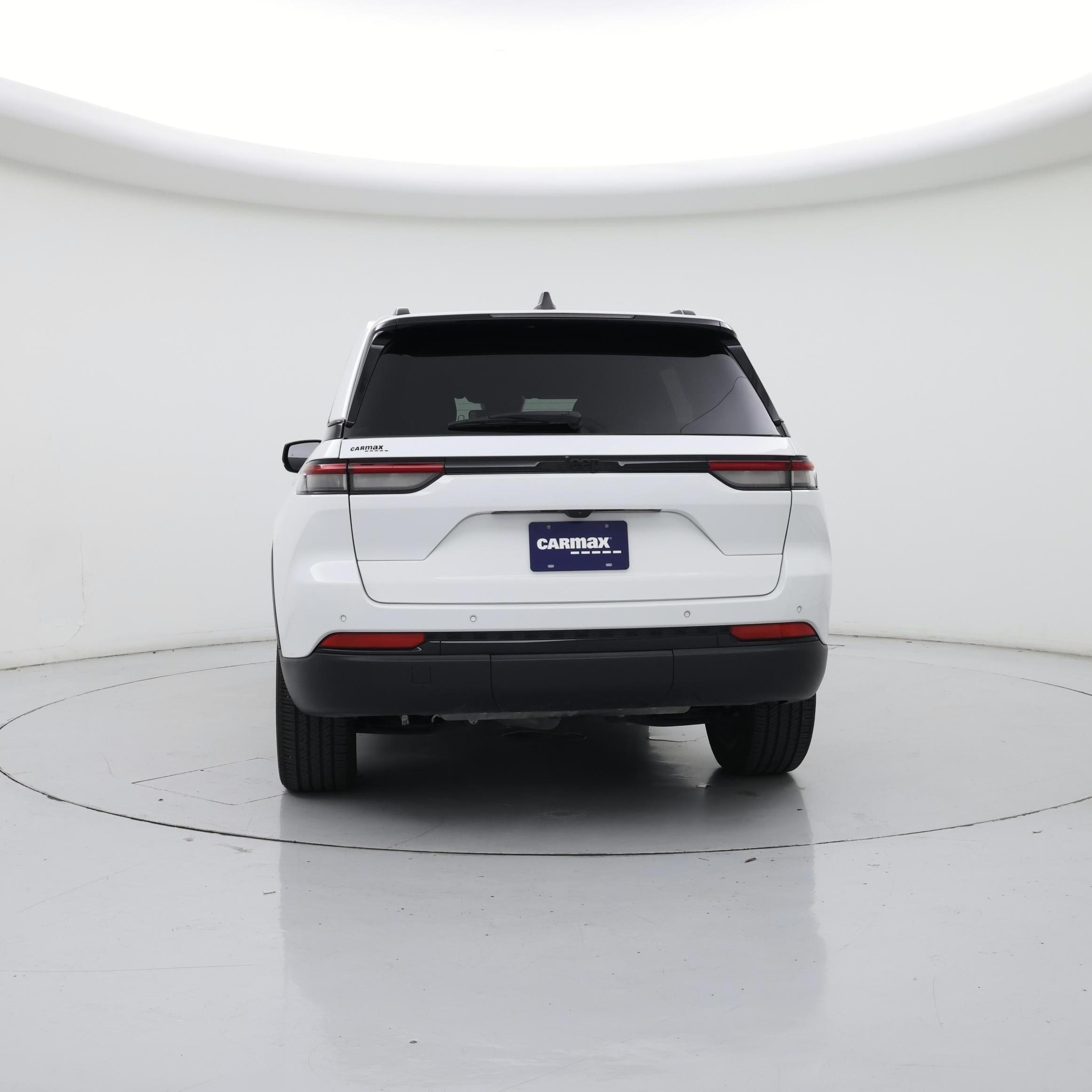 Thumbnail: 2023 Jeep Grand Cherokee - 6