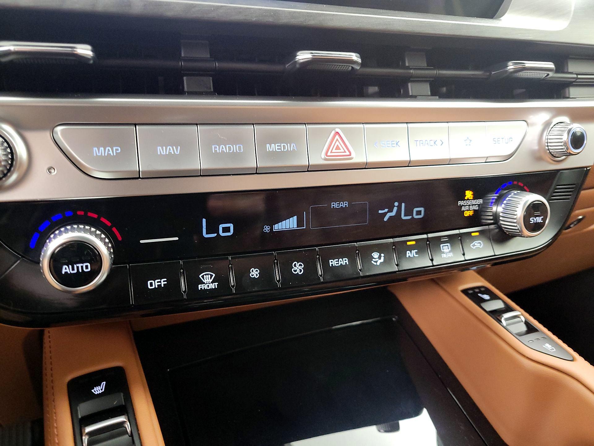 Thumbnail: 2025 Kia Telluride - 17