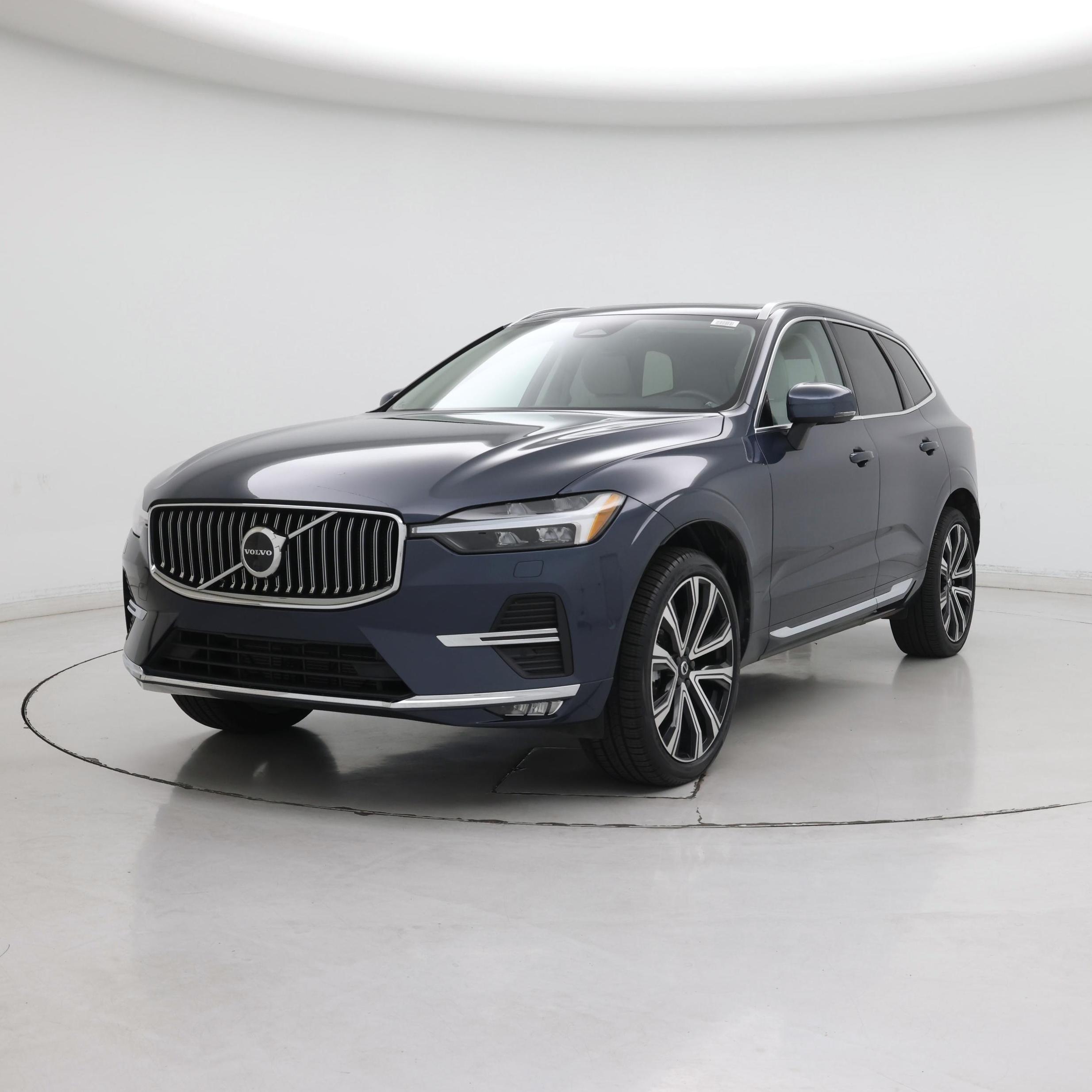 Thumbnail: 2023 Volvo XC60 - 4