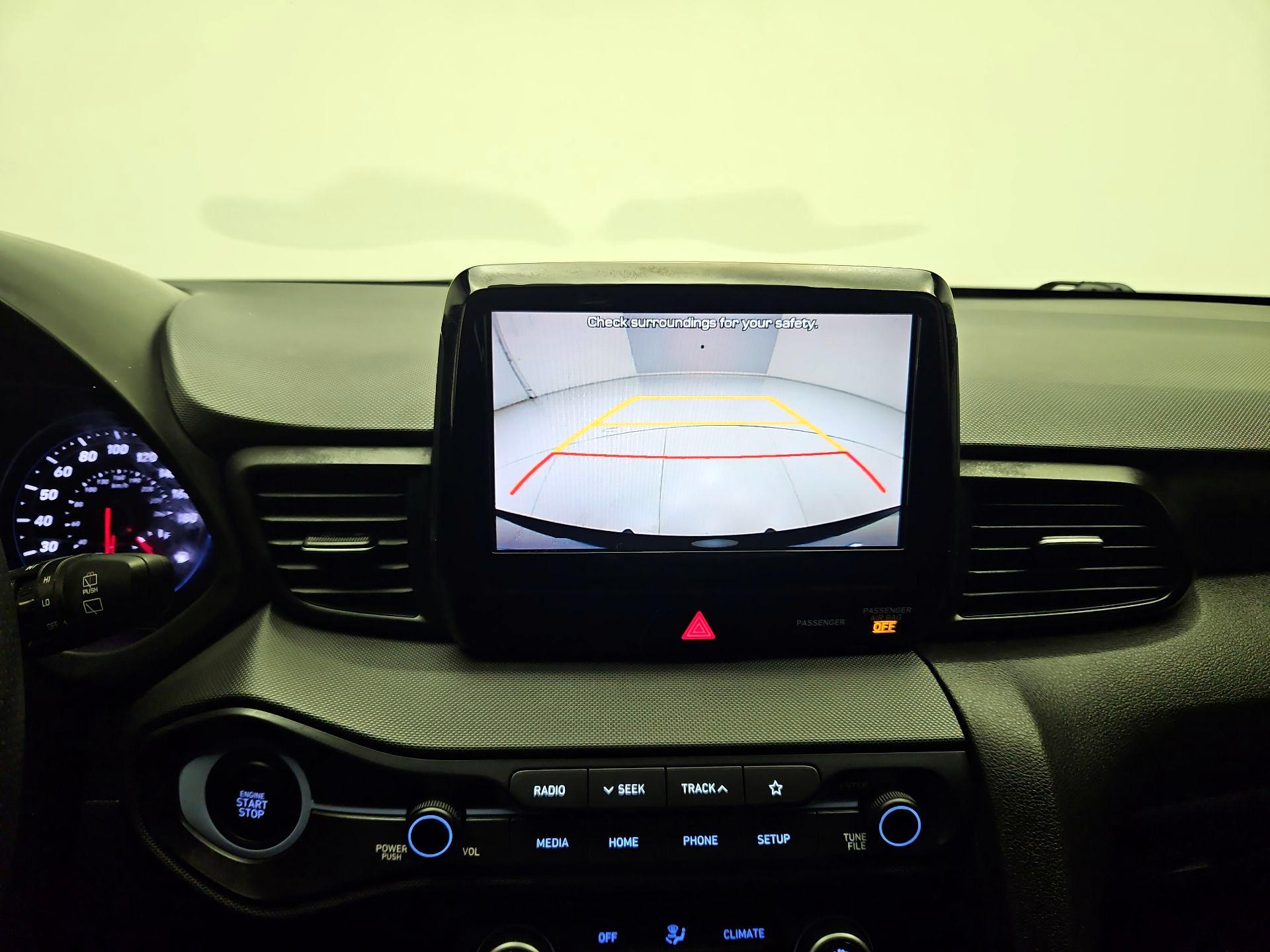Thumbnail: 2019 Hyundai Veloster - 13