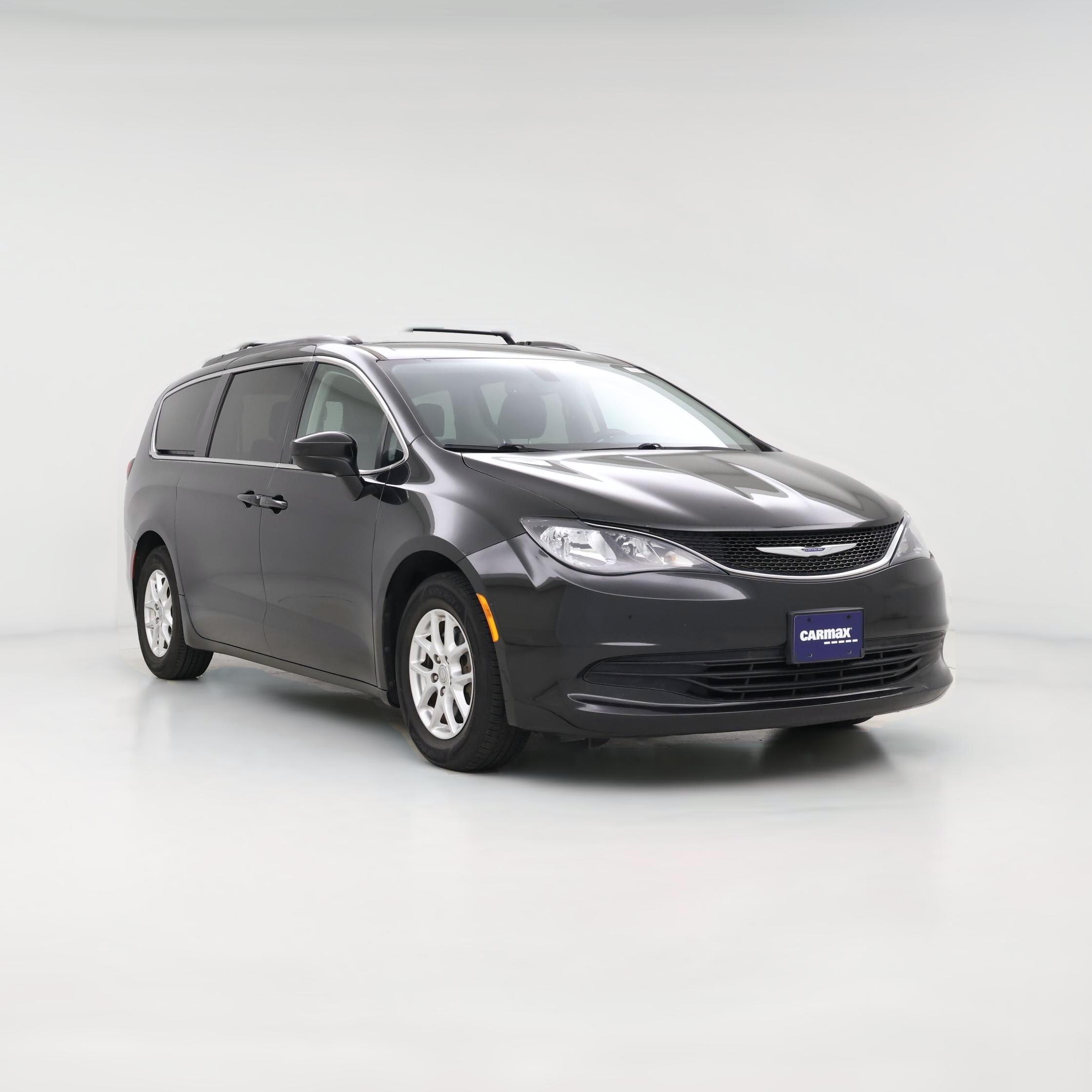 Thumbnail: 2020 Chrysler Voyager - 1