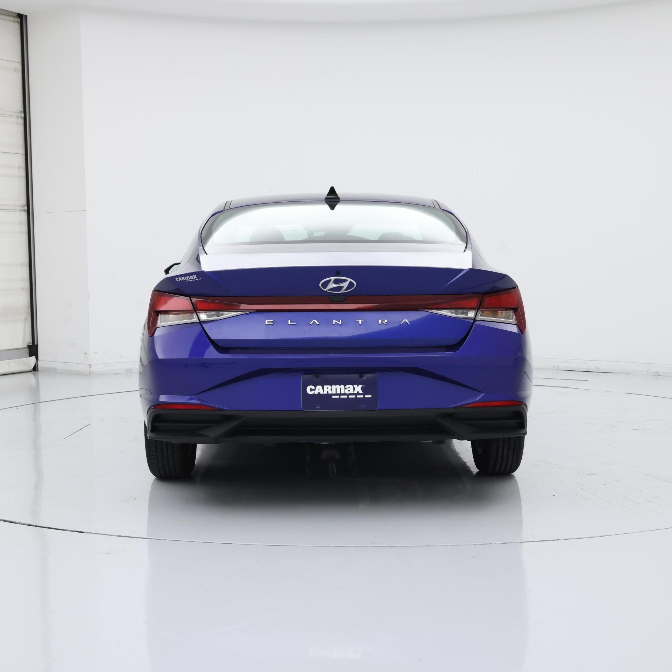 Thumbnail: 2023 Hyundai Elantra - 6