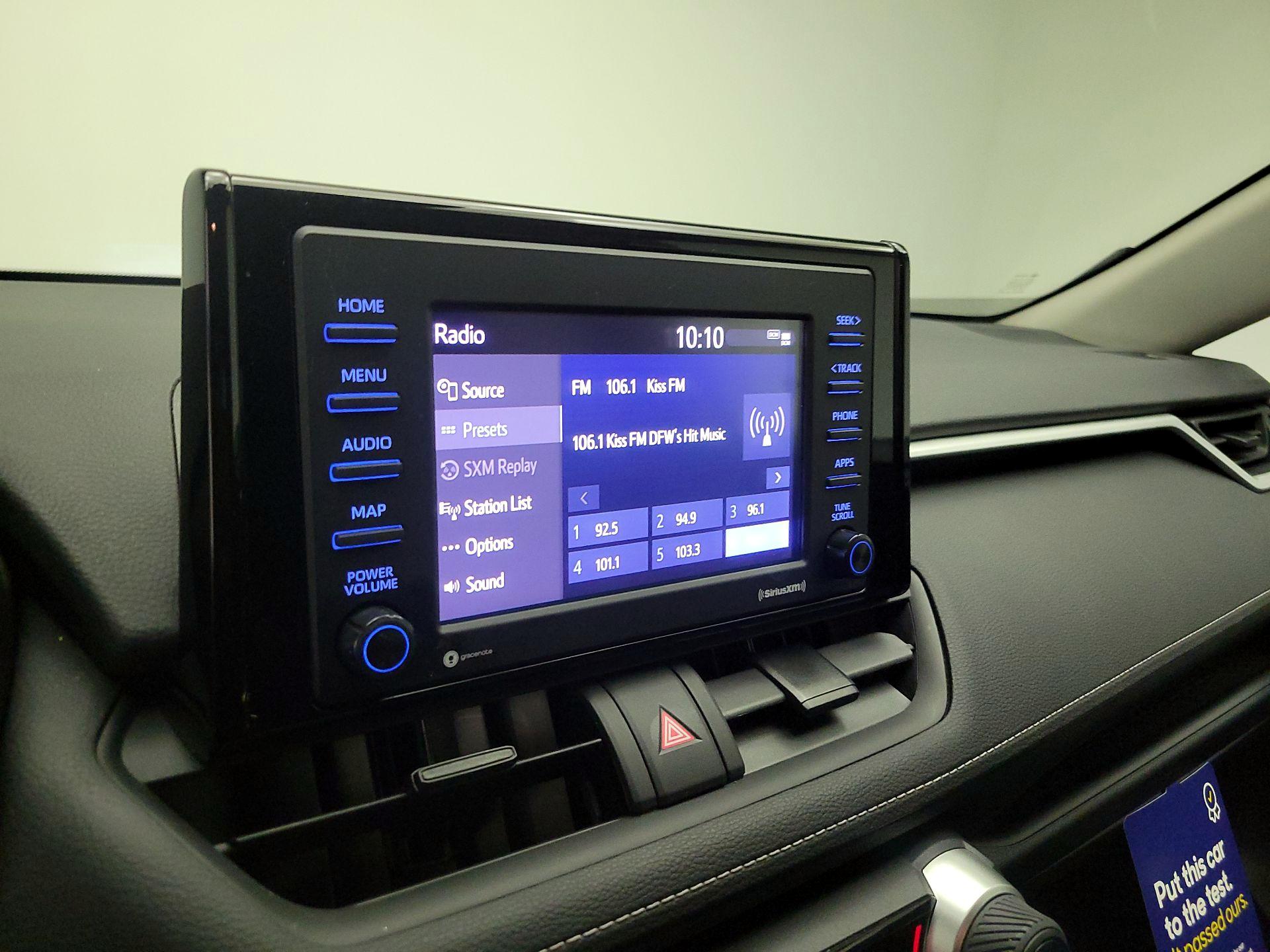 Thumbnail: 2021 Toyota RAV4 - 15