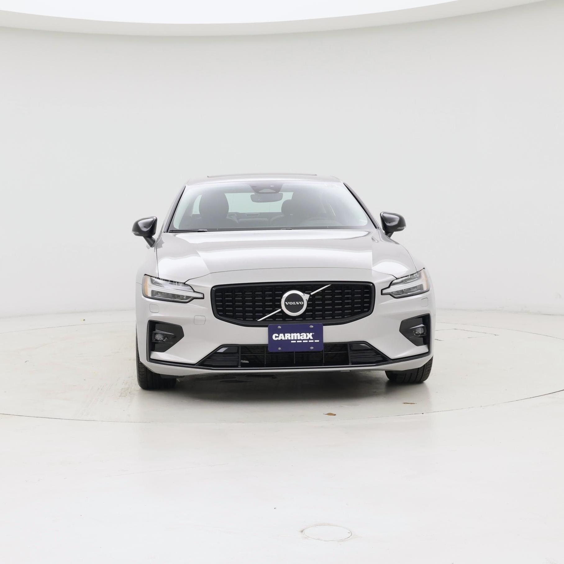 Thumbnail: 2025 Volvo S60 - 5