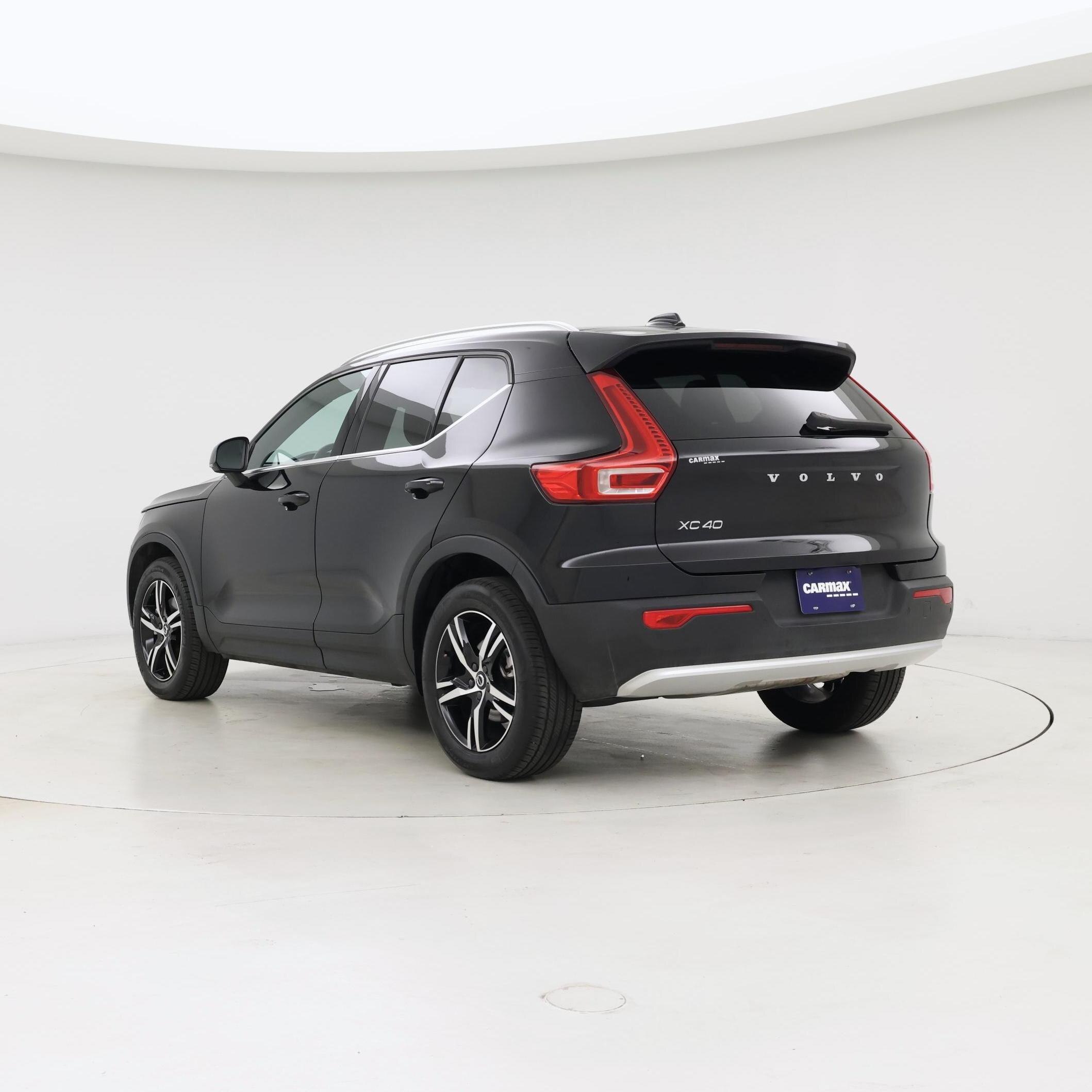 Thumbnail: 2025 Volvo XC40 - 2