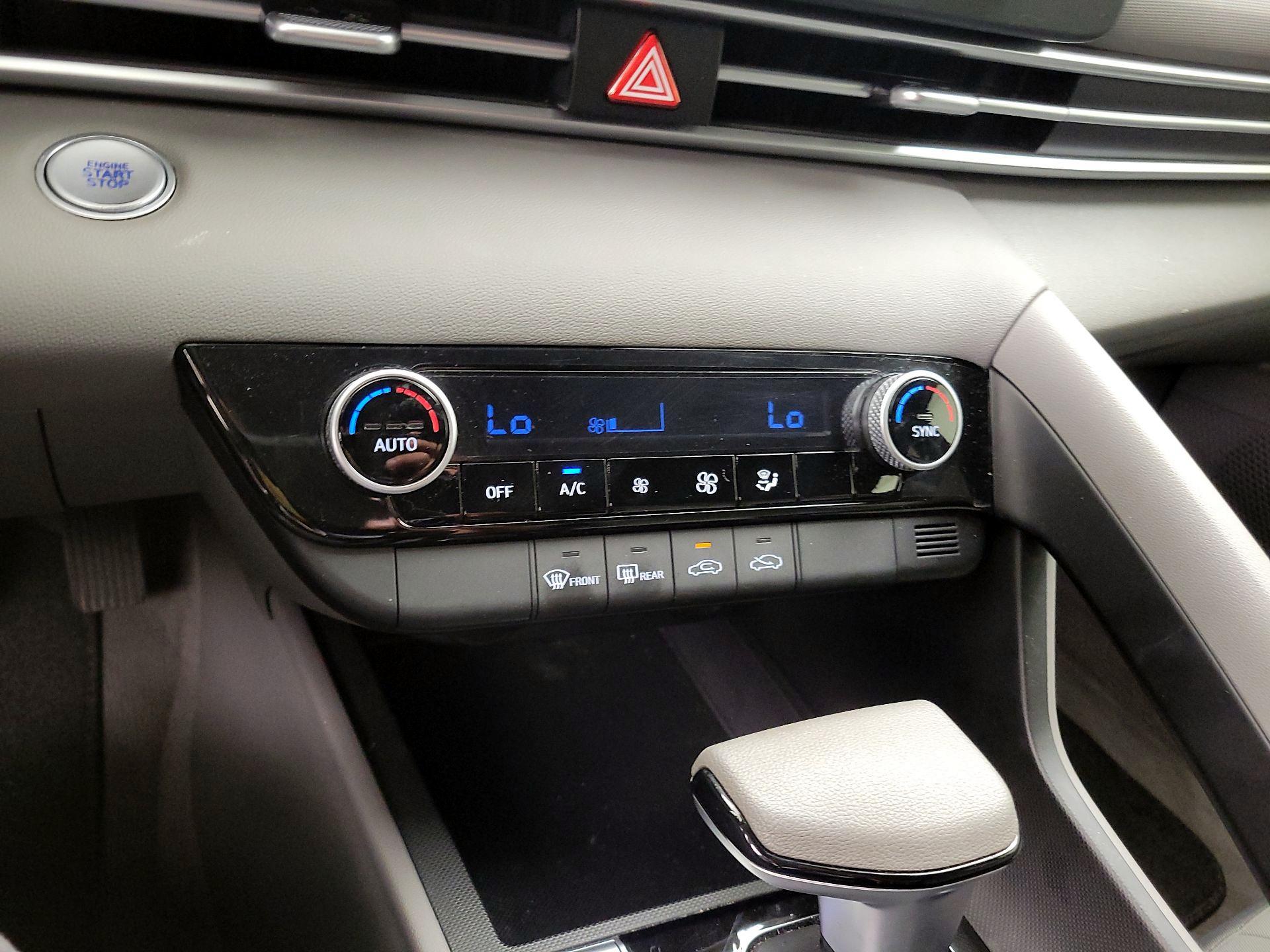 Thumbnail: 2023 Hyundai Elantra - 16