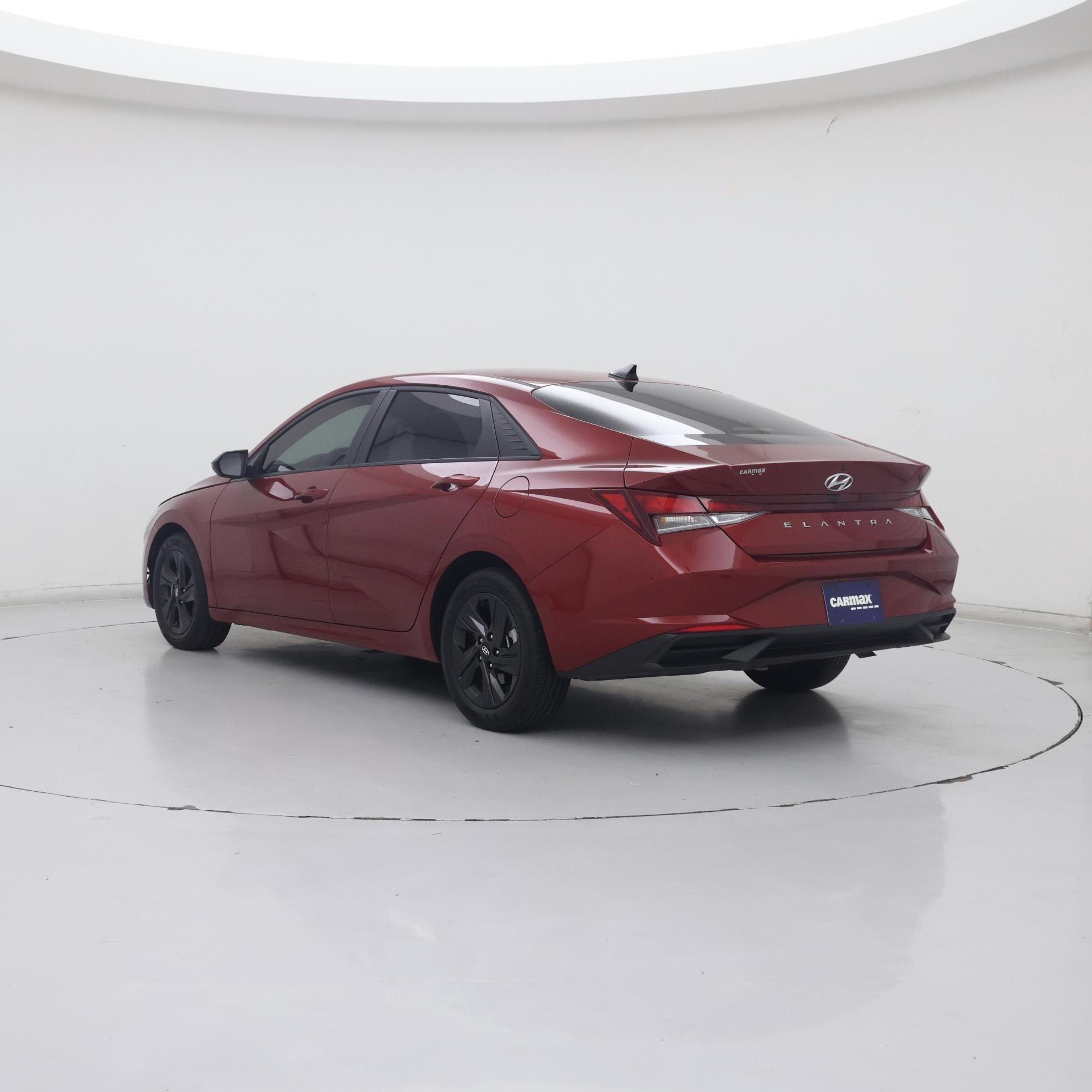 Thumbnail: 2023 Hyundai Elantra - 2