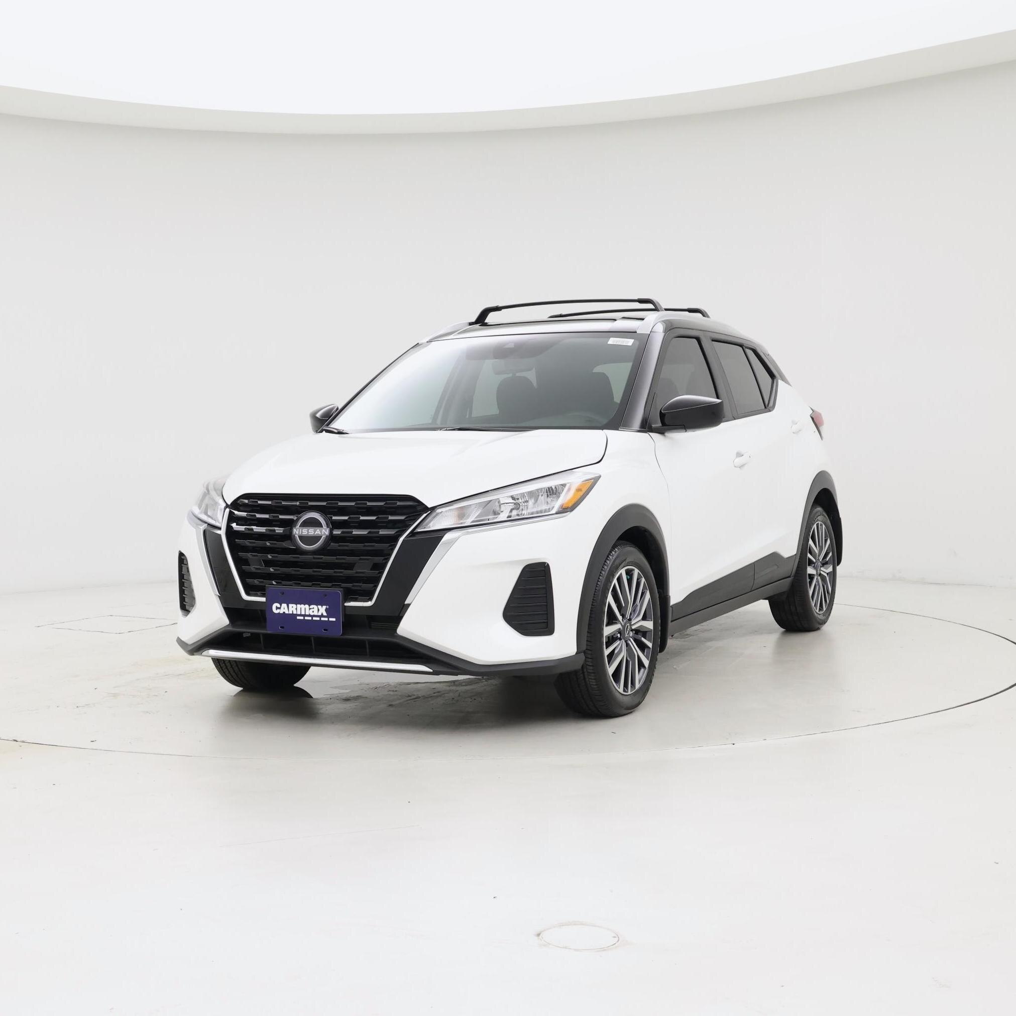 Thumbnail: 2023 Nissan Kicks - 4