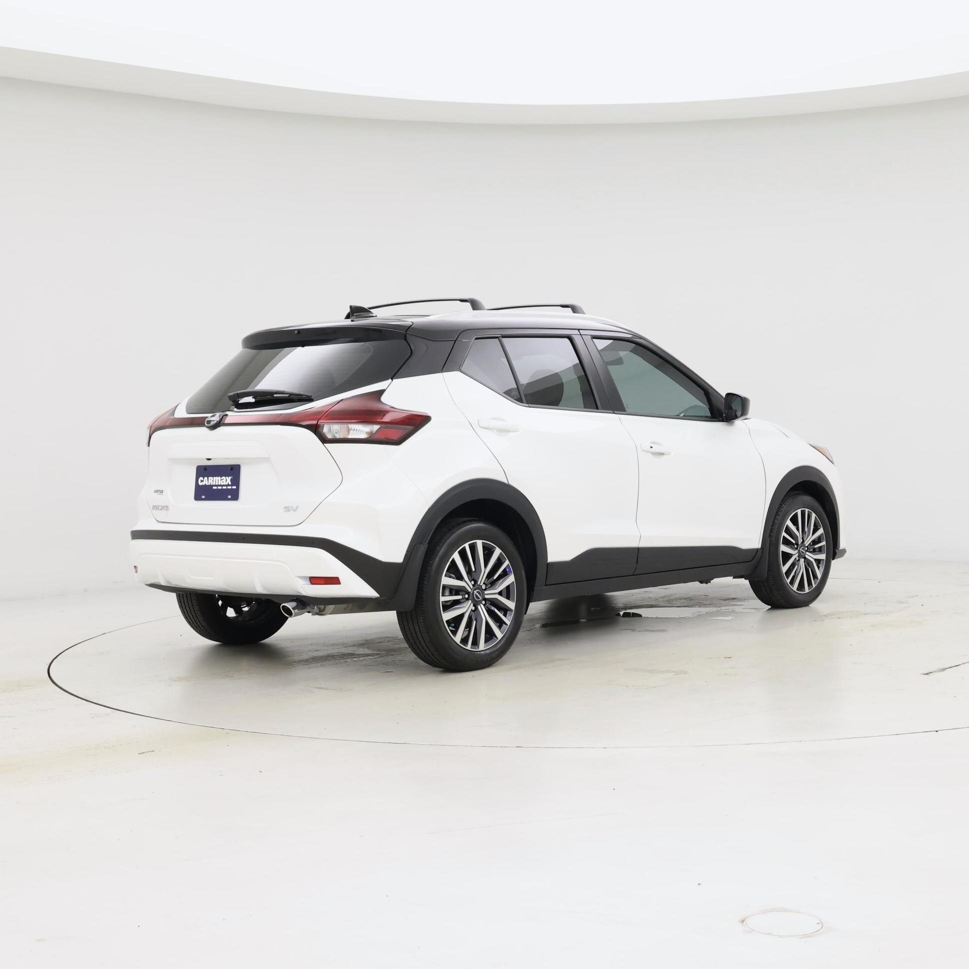 Thumbnail: 2023 Nissan Kicks - 8