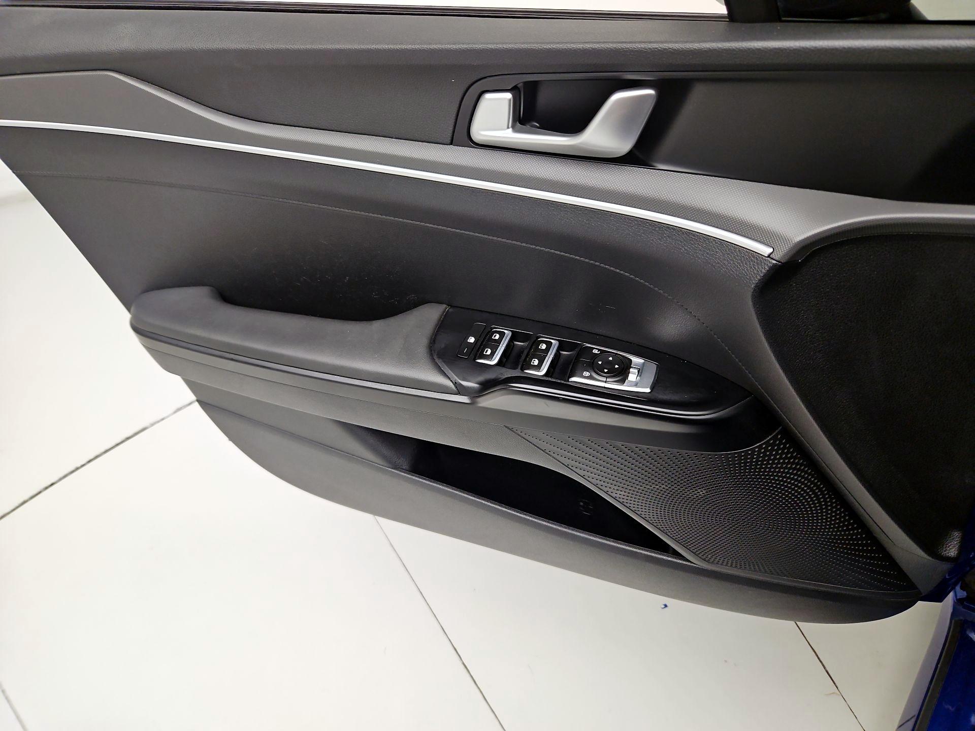Thumbnail: 2021 Kia K5 - 12