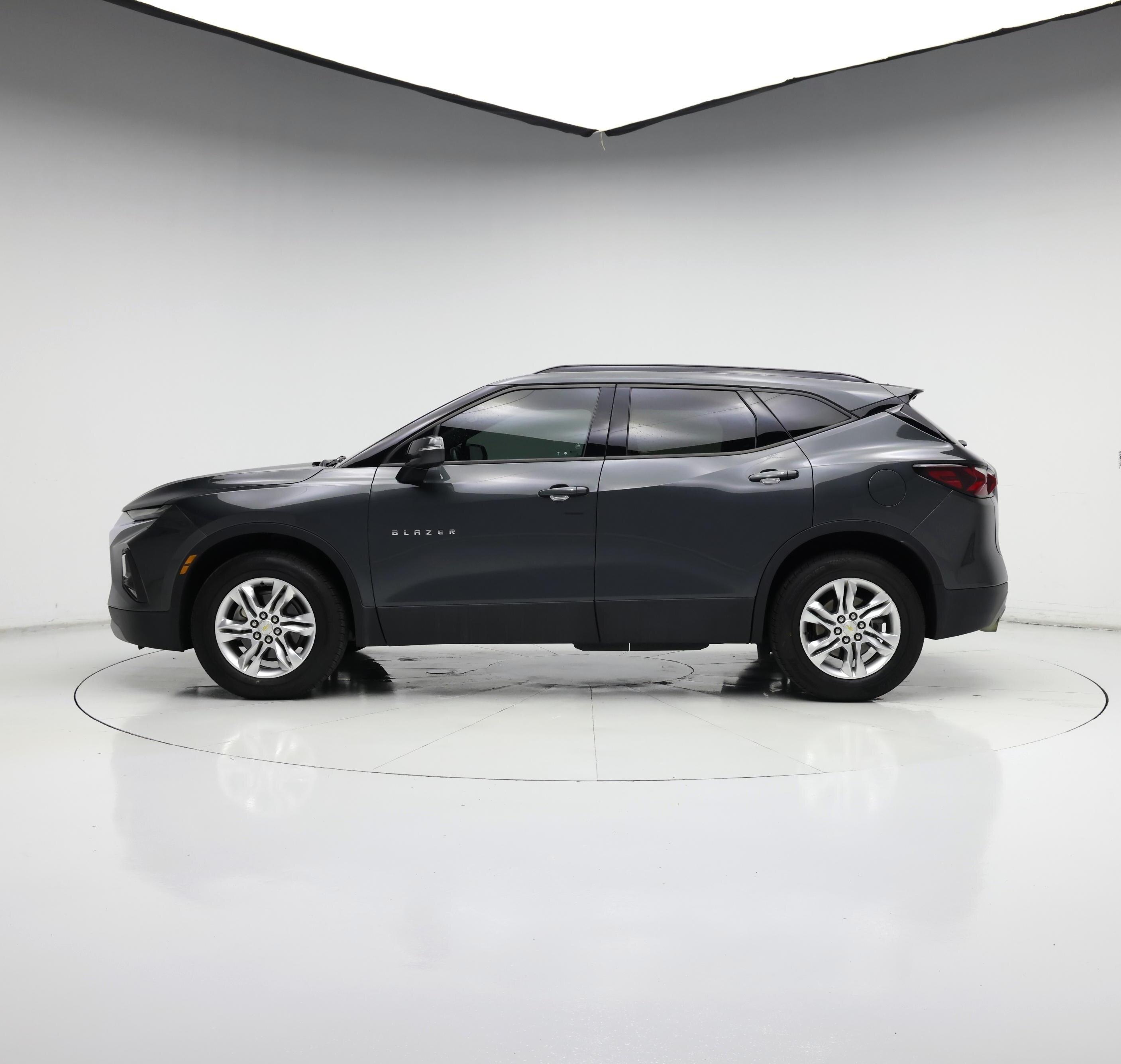 Thumbnail: 2019 Chevrolet Blazer - 3