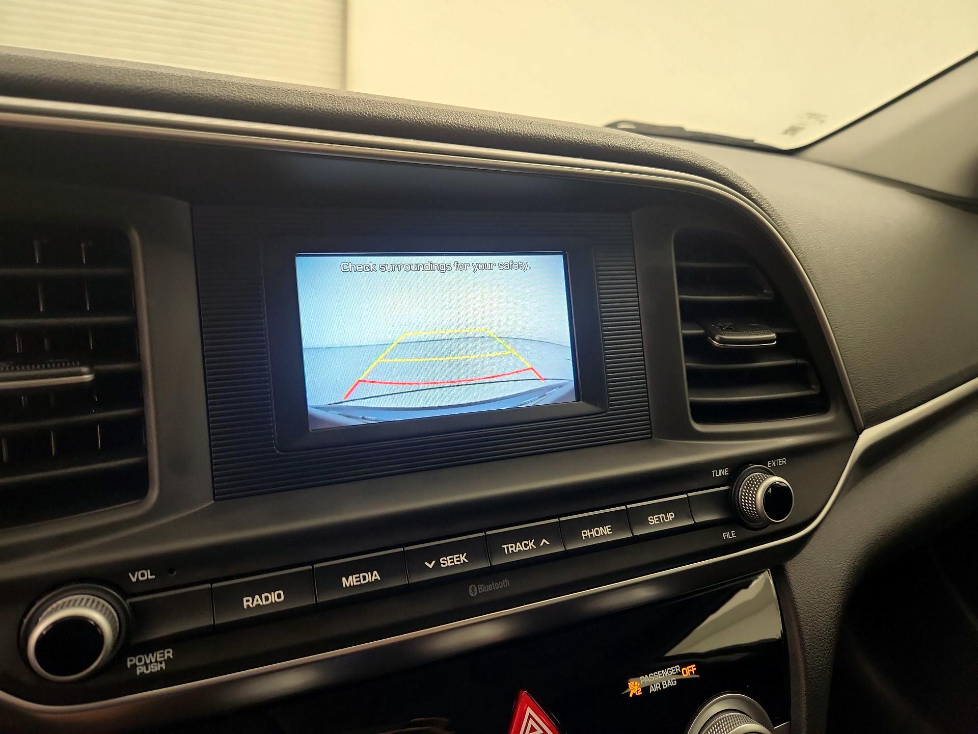 Thumbnail: 2019 Hyundai Elantra - 14