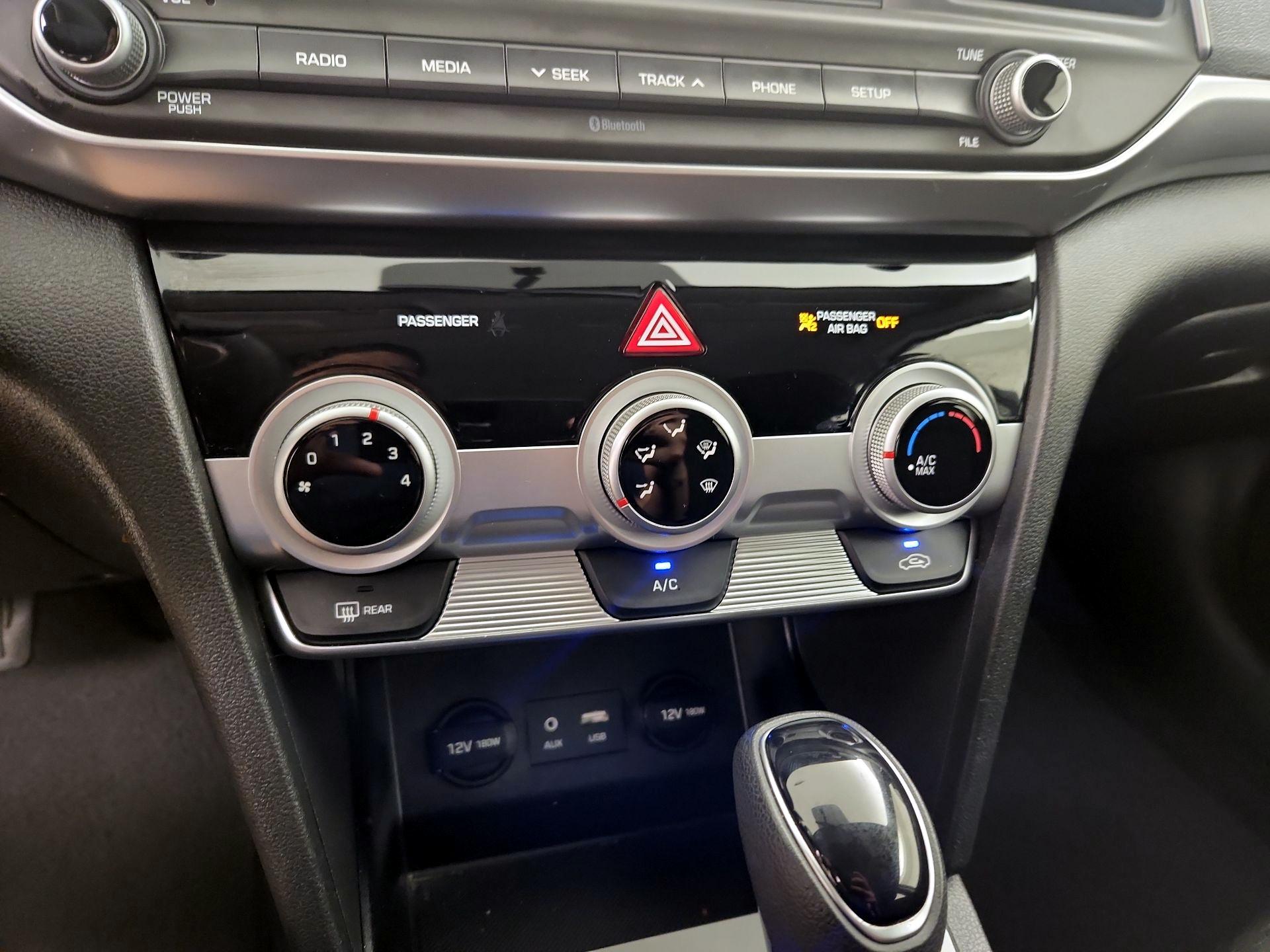 Thumbnail: 2019 Hyundai Elantra - 16