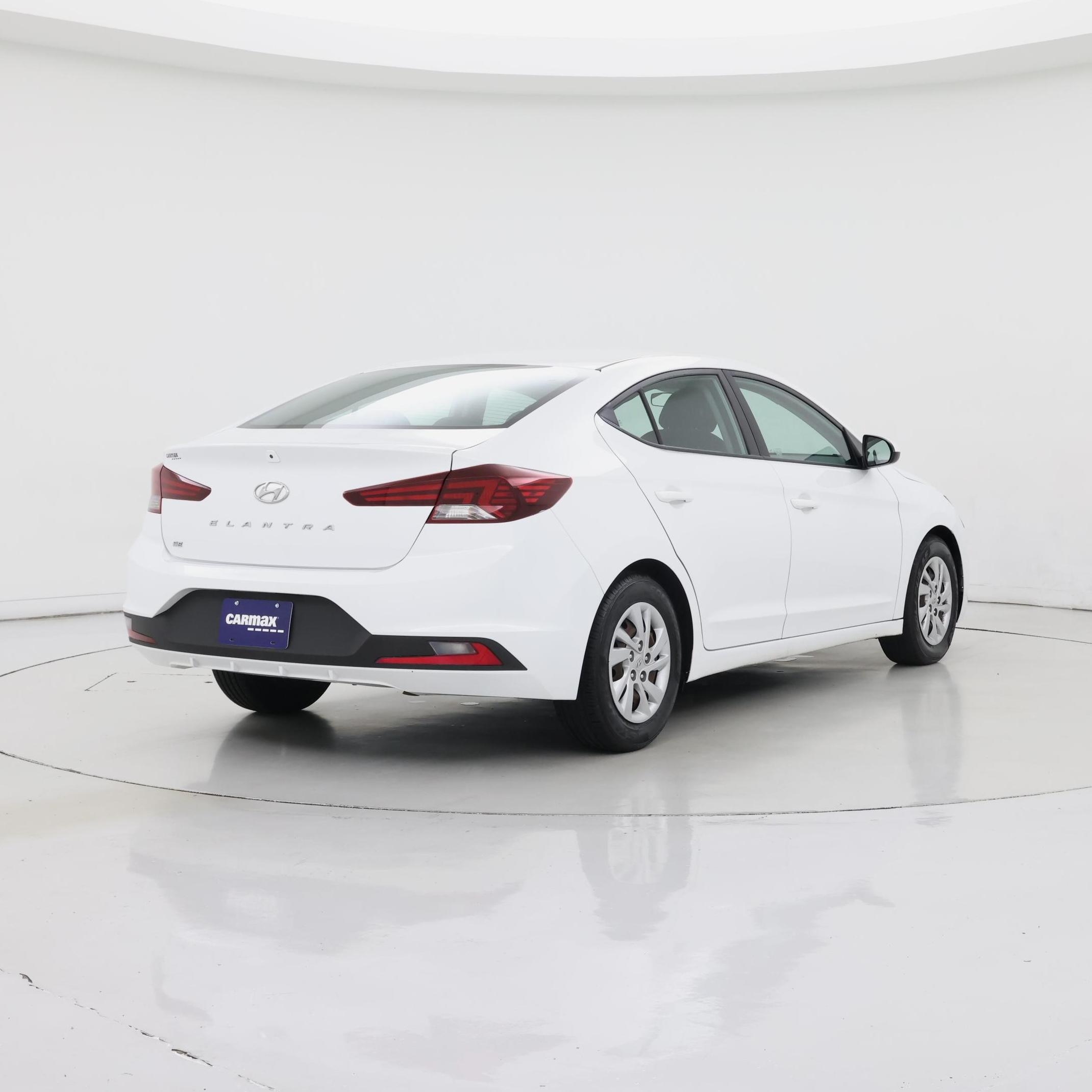 Thumbnail: 2020 Hyundai Elantra - 8