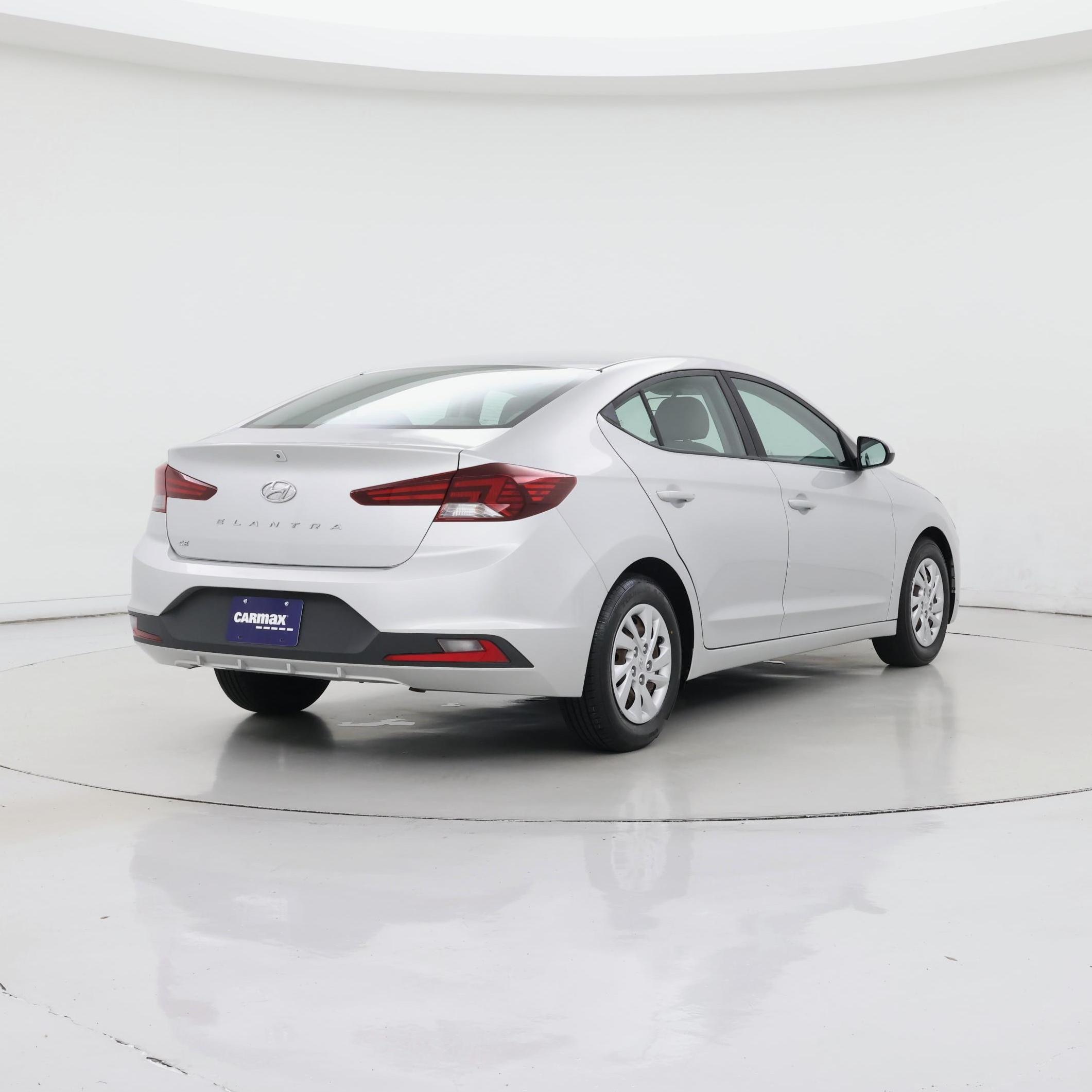Thumbnail: 2019 Hyundai Elantra - 8