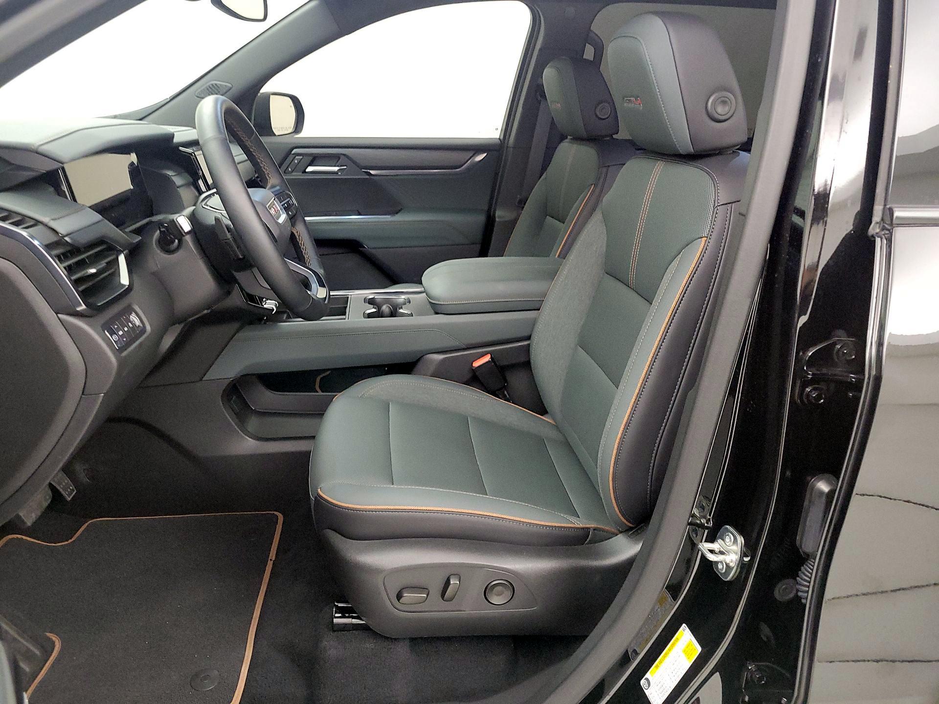 Thumbnail: 2025 GMC Acadia - 11