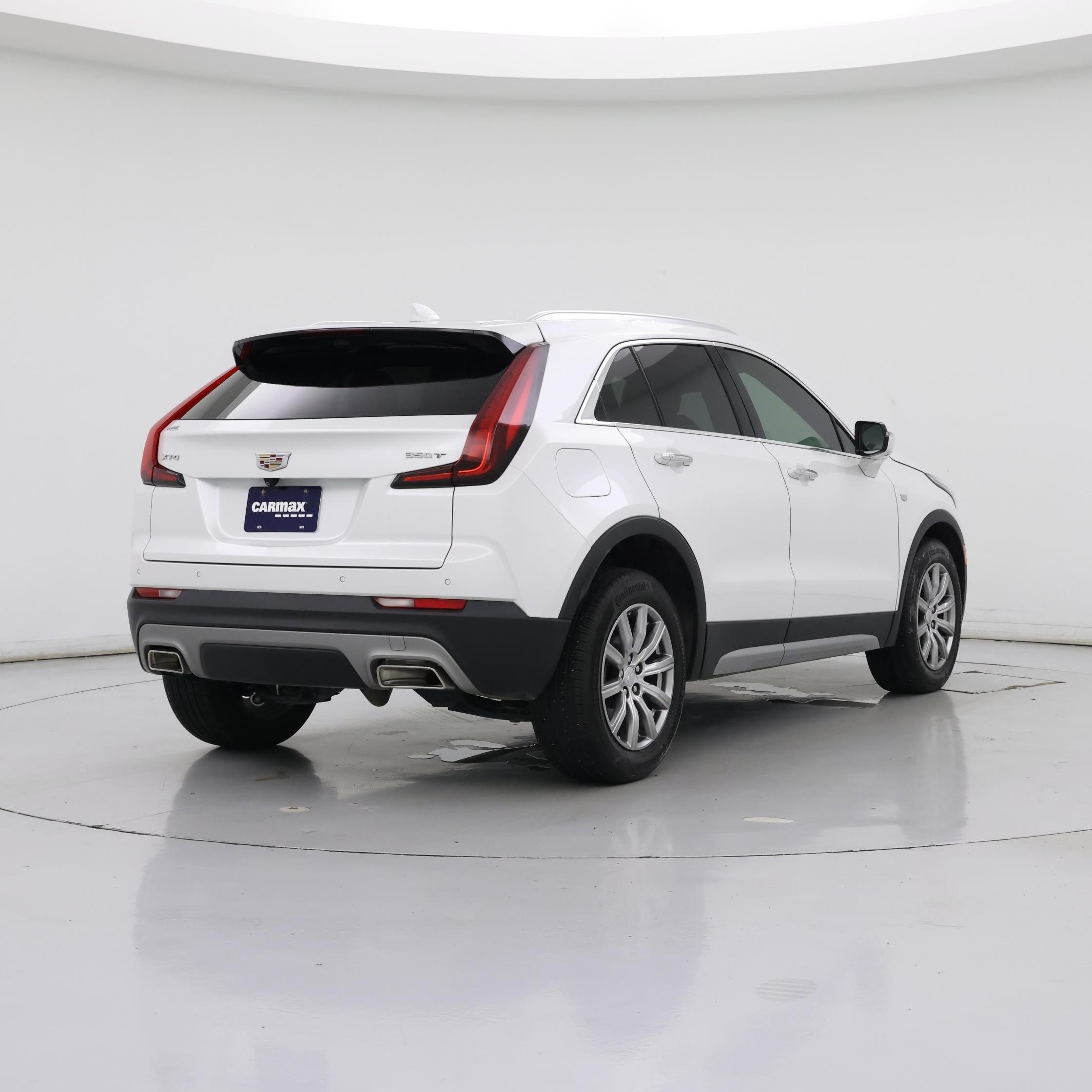 Thumbnail: 2022 Cadillac XT4 - 8