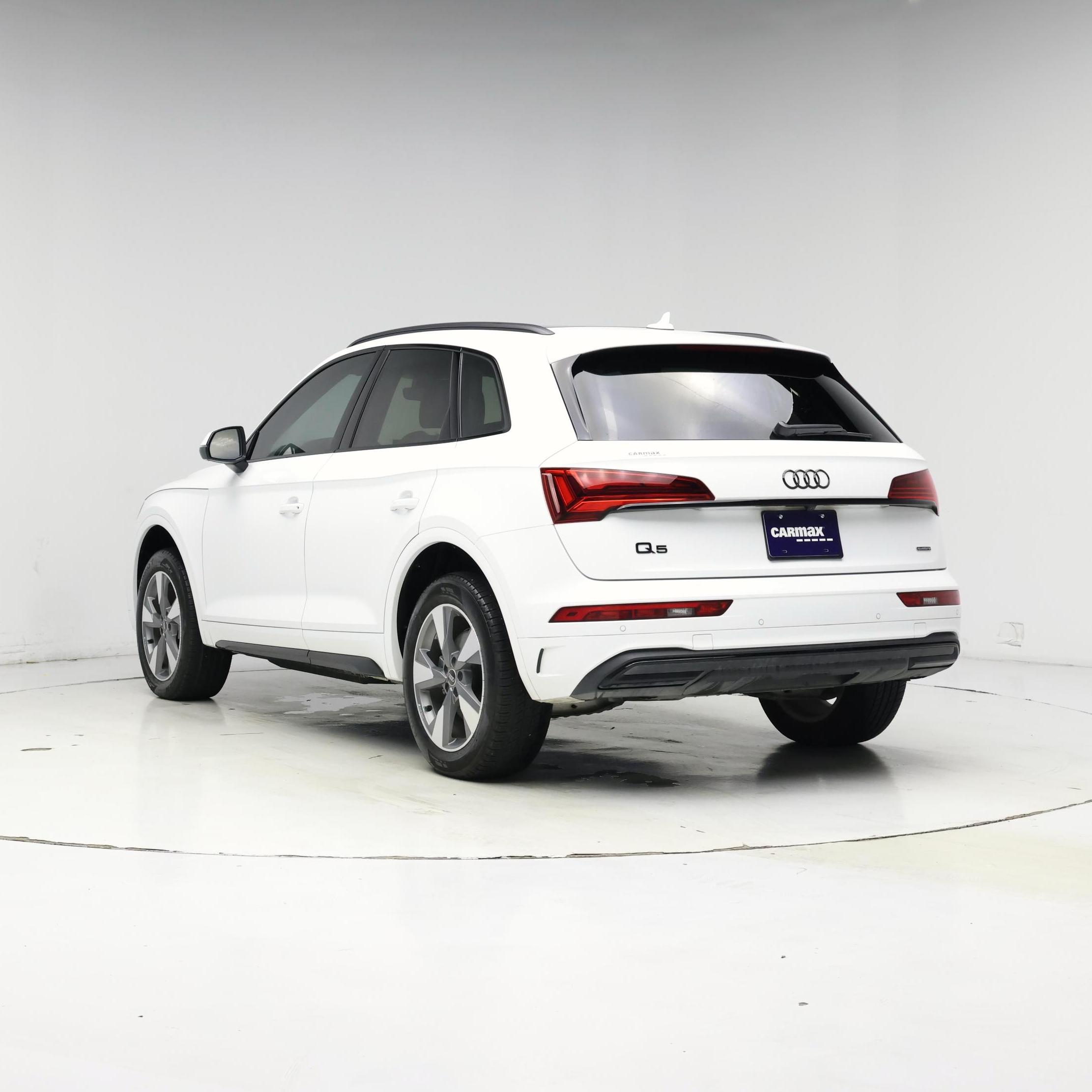 Thumbnail: 2024 Audi Q5 - 2