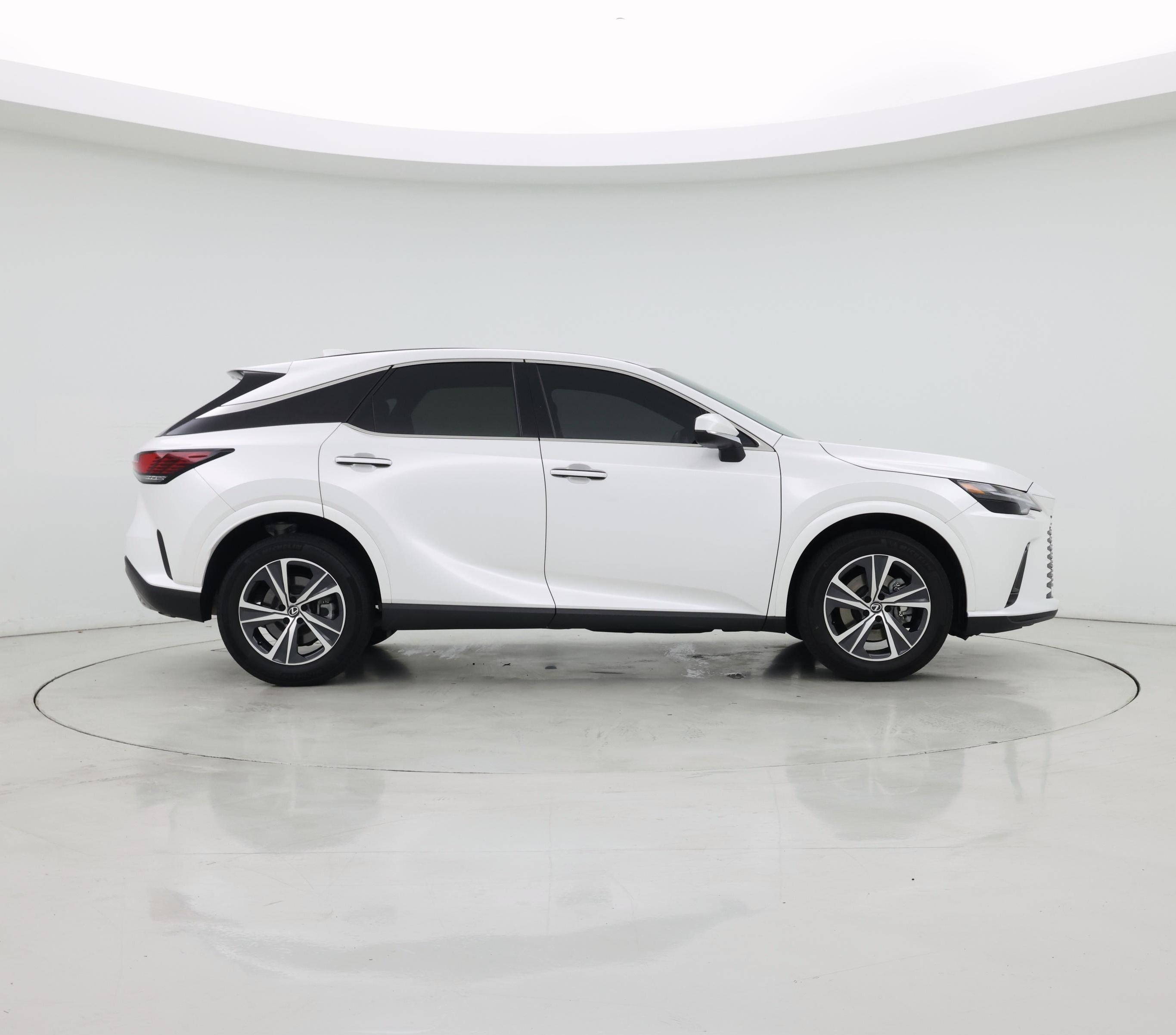 Thumbnail: 2023 Lexus RX - 7