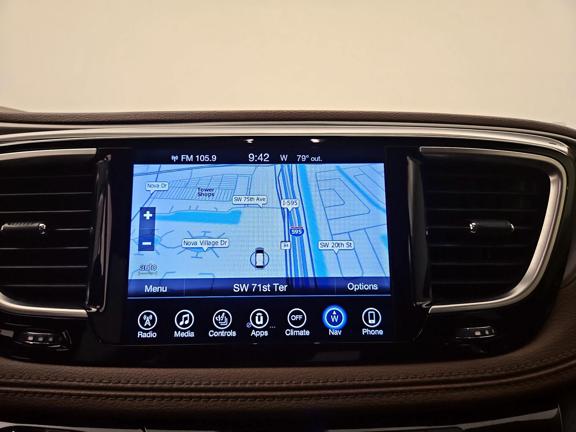 Thumbnail: 2017 Chrysler Pacifica - 14