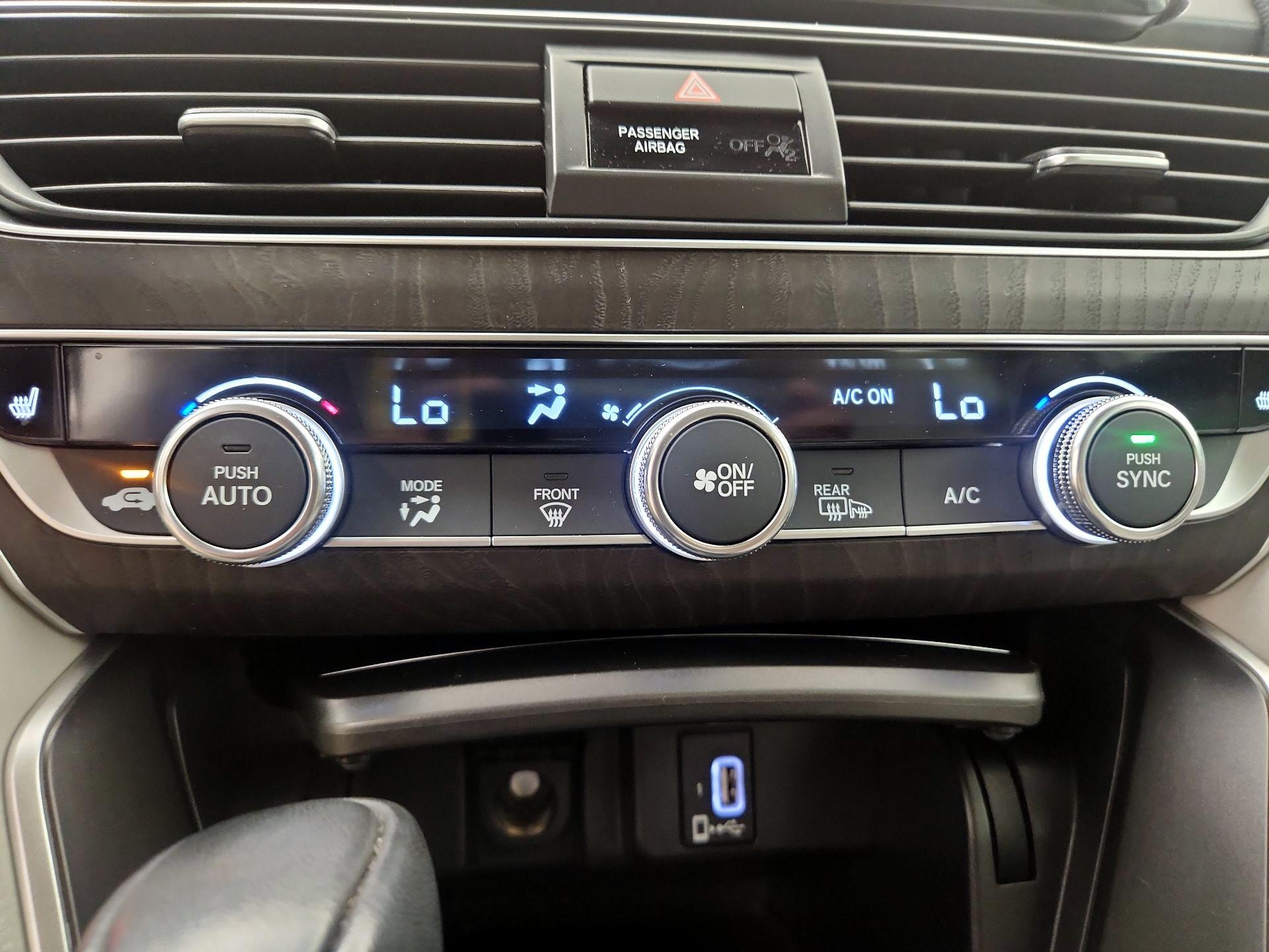 Thumbnail: 2018 Honda Accord - 17