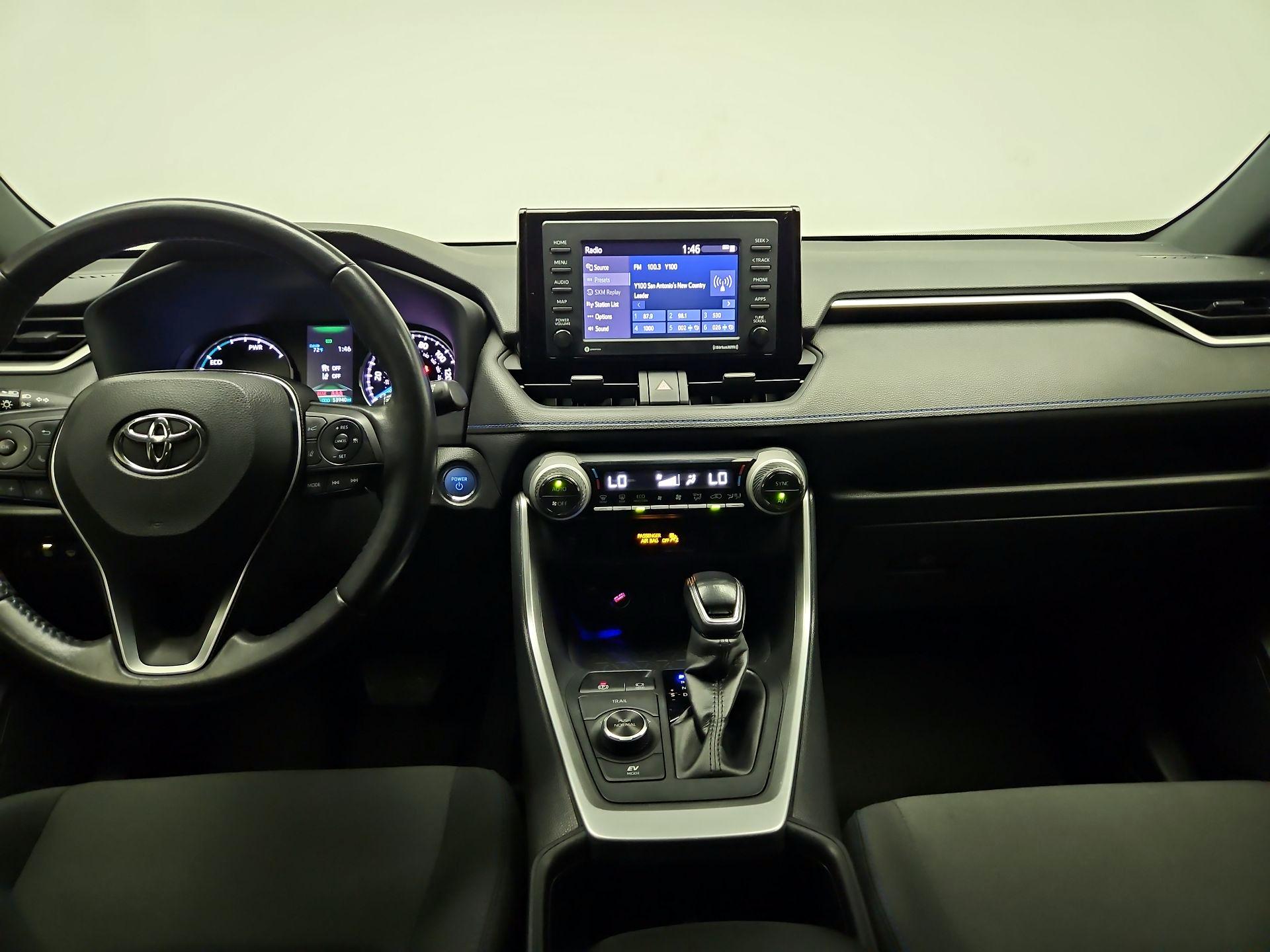 Thumbnail: 2022 Toyota RAV4 - 9