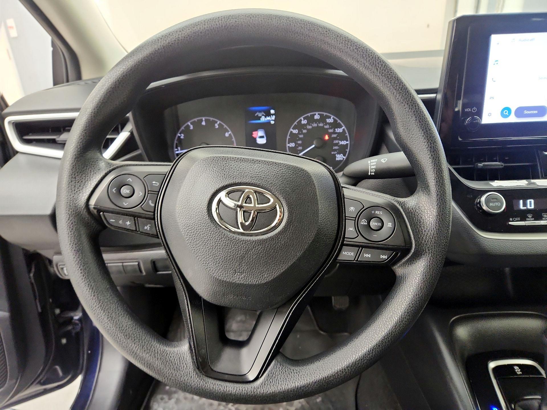 Thumbnail: 2023 Toyota Corolla - 10