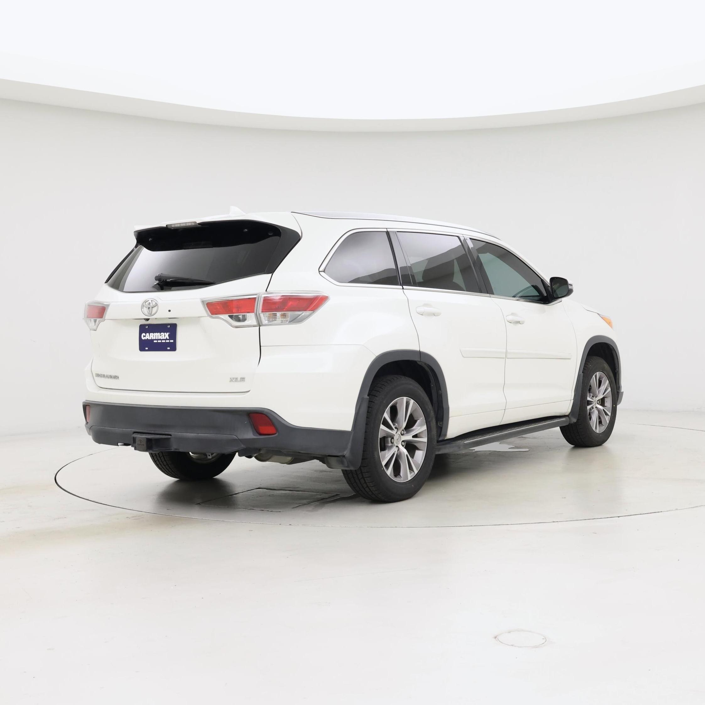Thumbnail: 2014 Toyota Highlander - 8