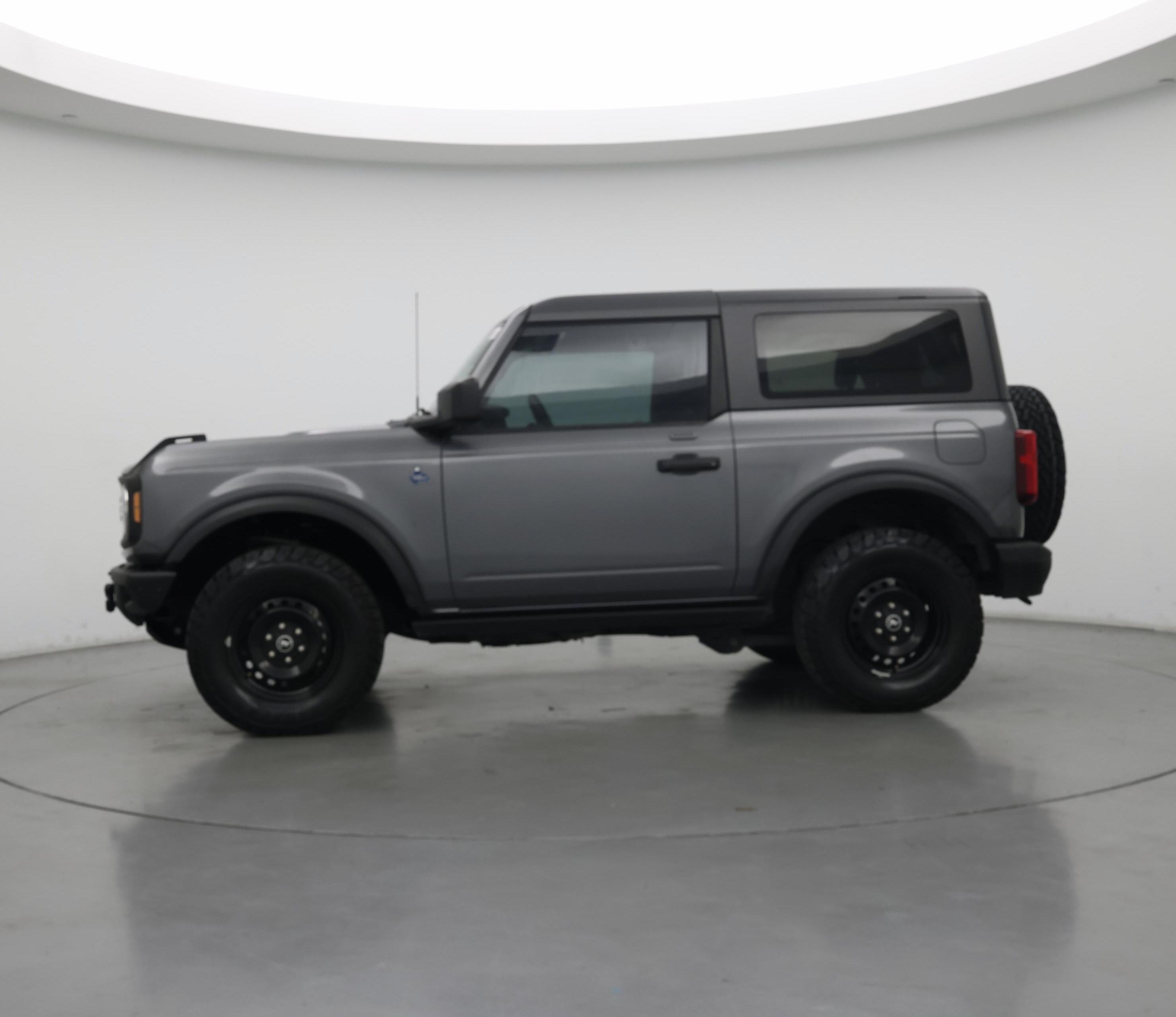Thumbnail: 2022 Ford Bronco - 3