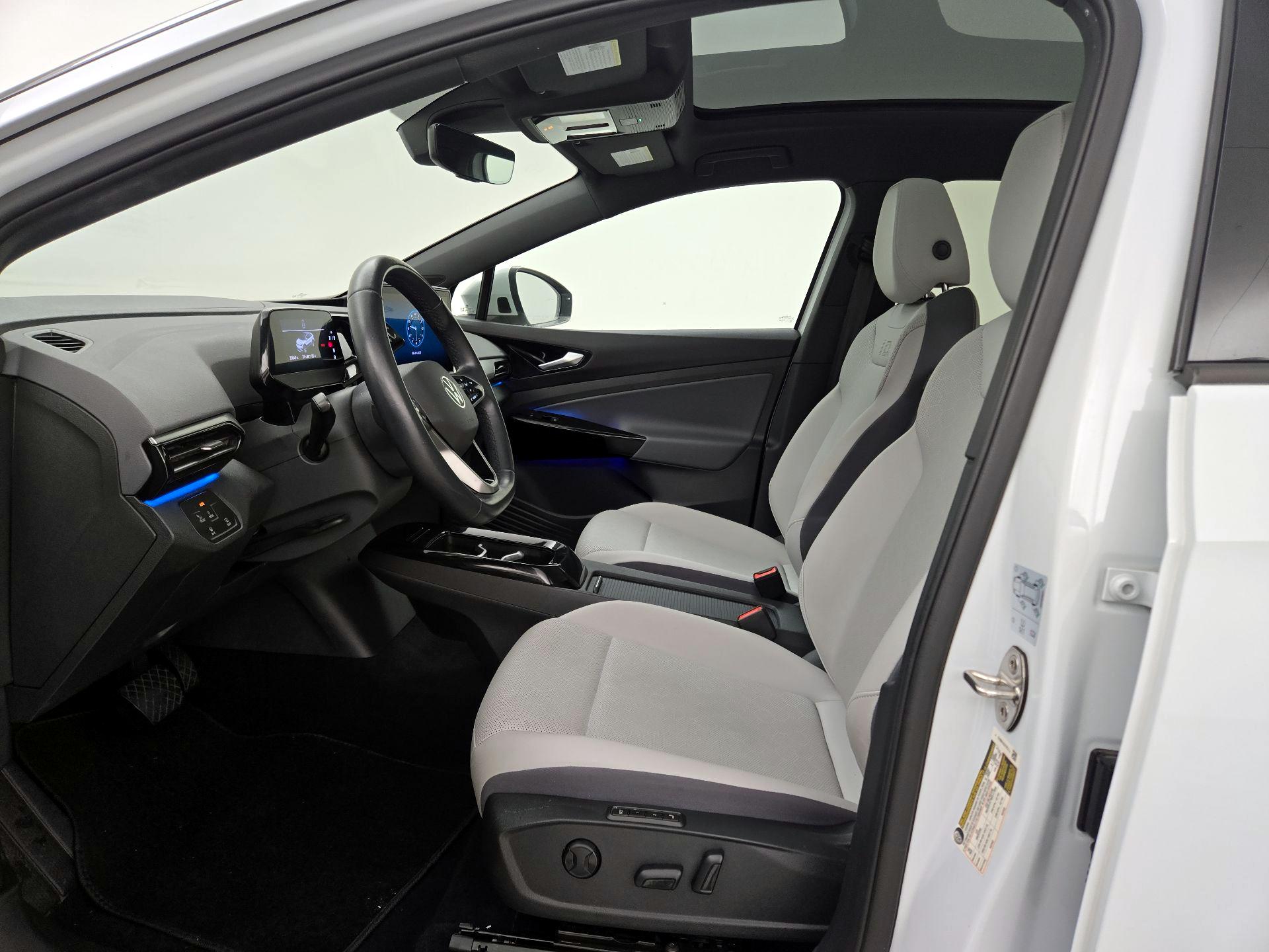 Thumbnail: 2021 Volkswagen ID.4 - 11