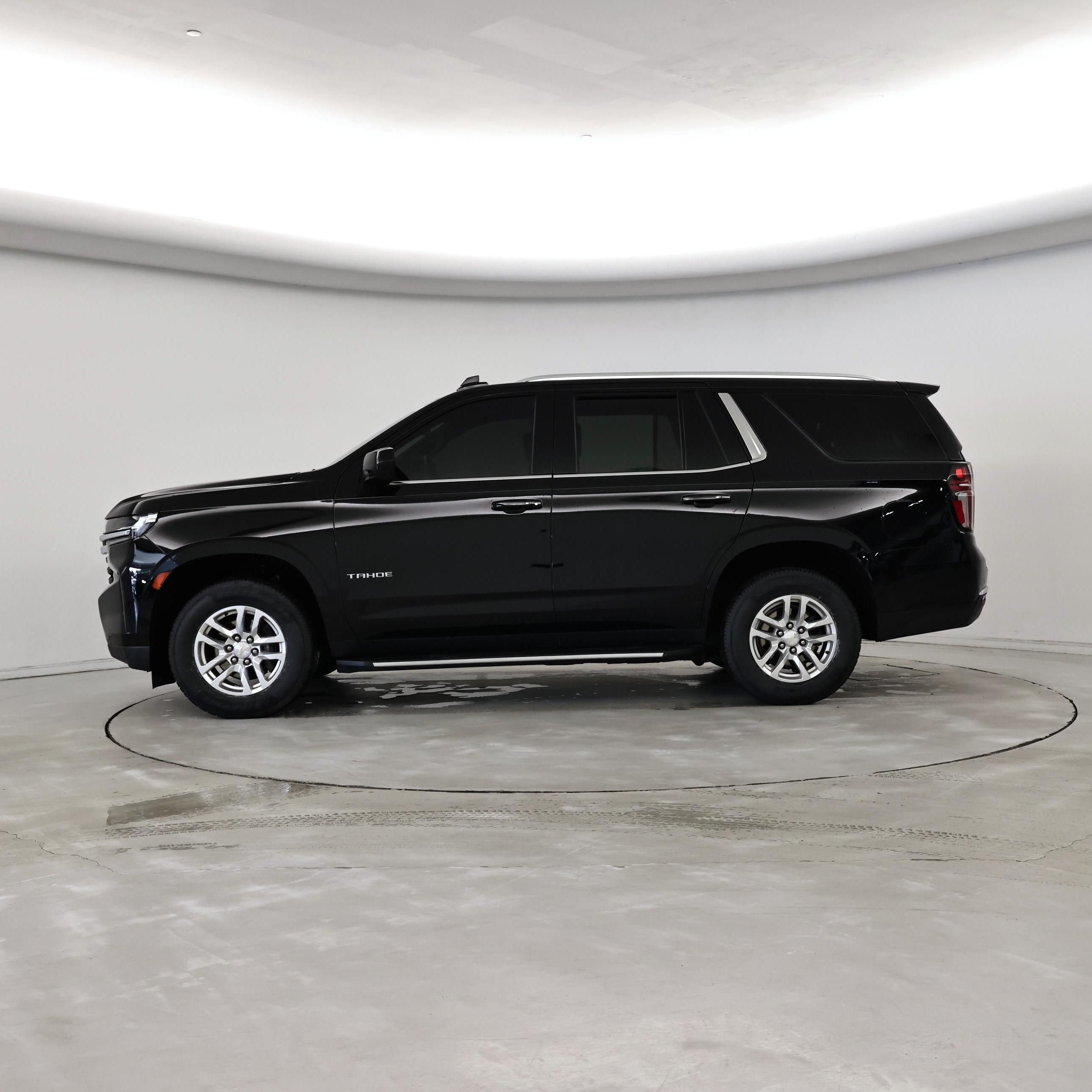 Thumbnail: 2022 Chevrolet Tahoe - 3