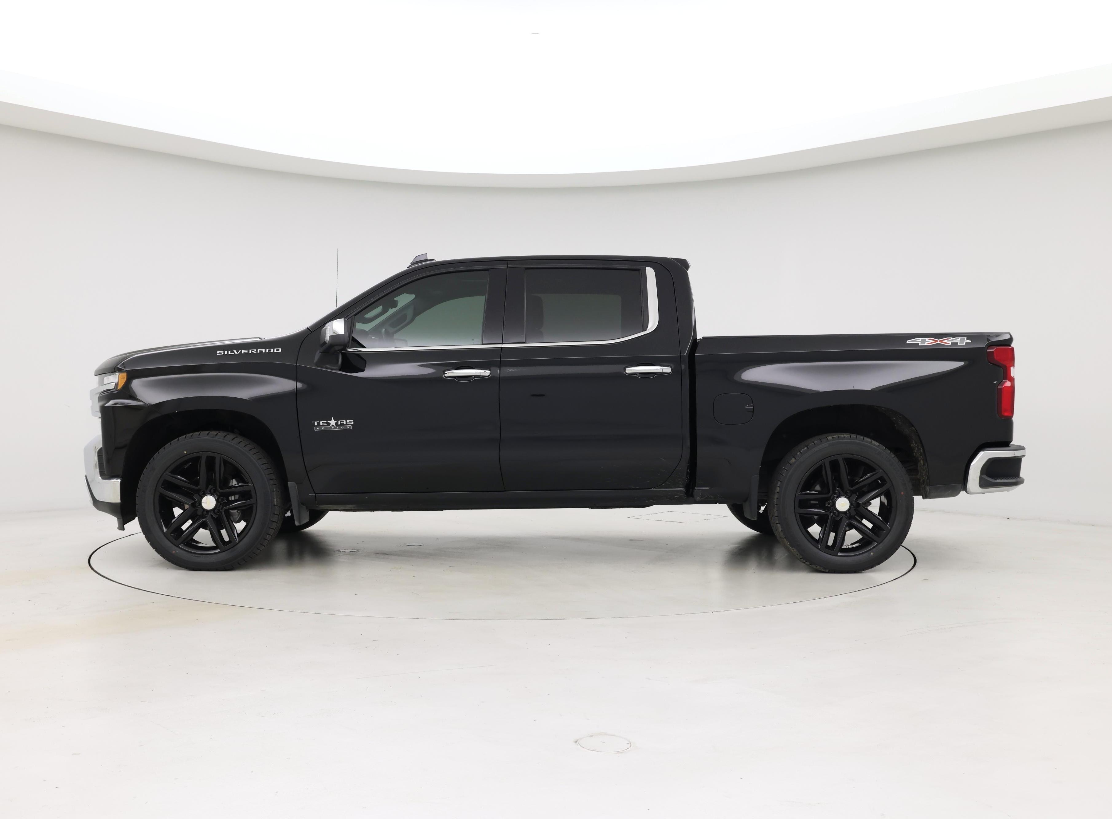 Thumbnail: 2019 Chevrolet Silverado 1500 - 3