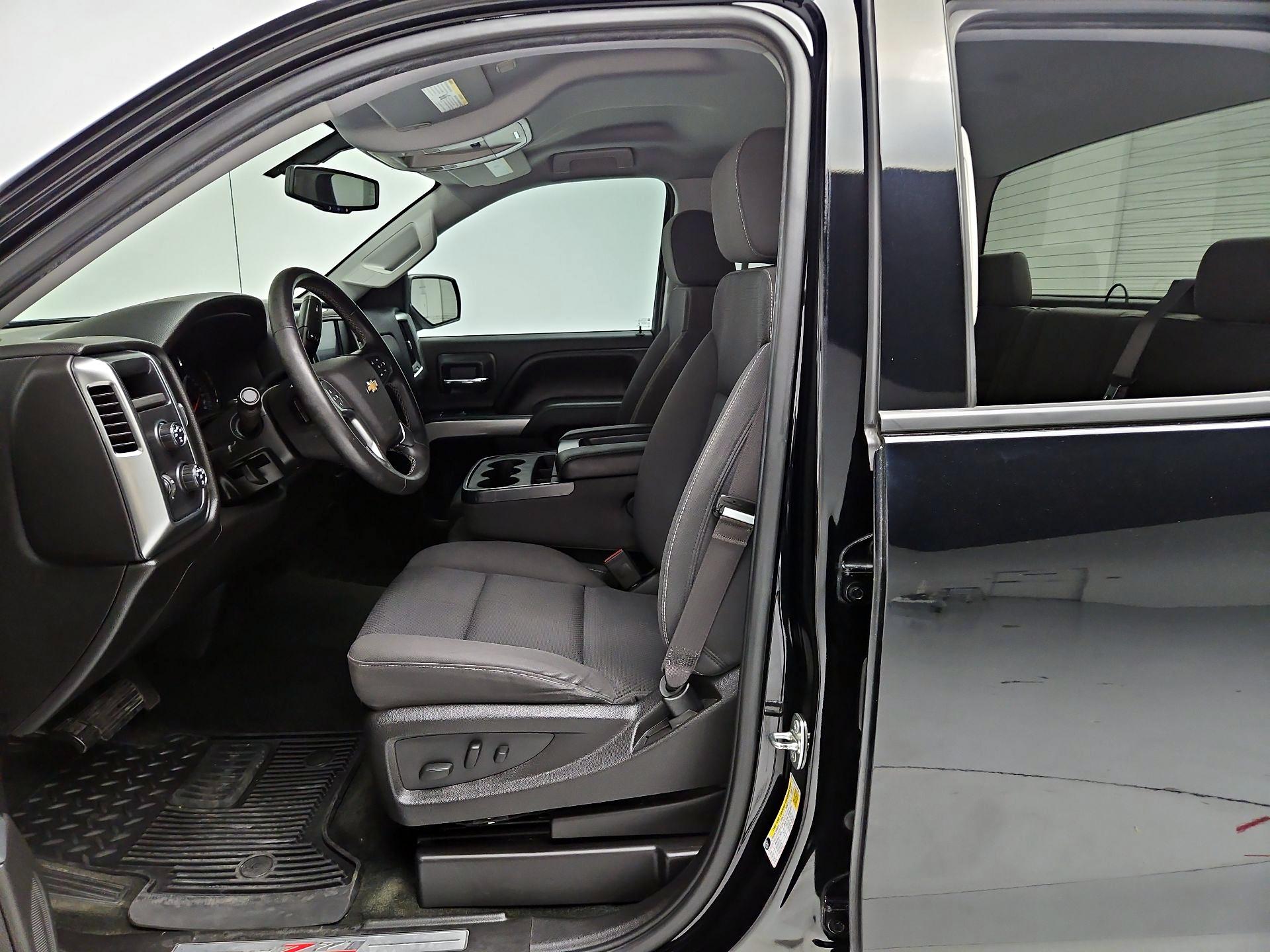 Thumbnail: 2016 Chevrolet Silverado 1500 - 11