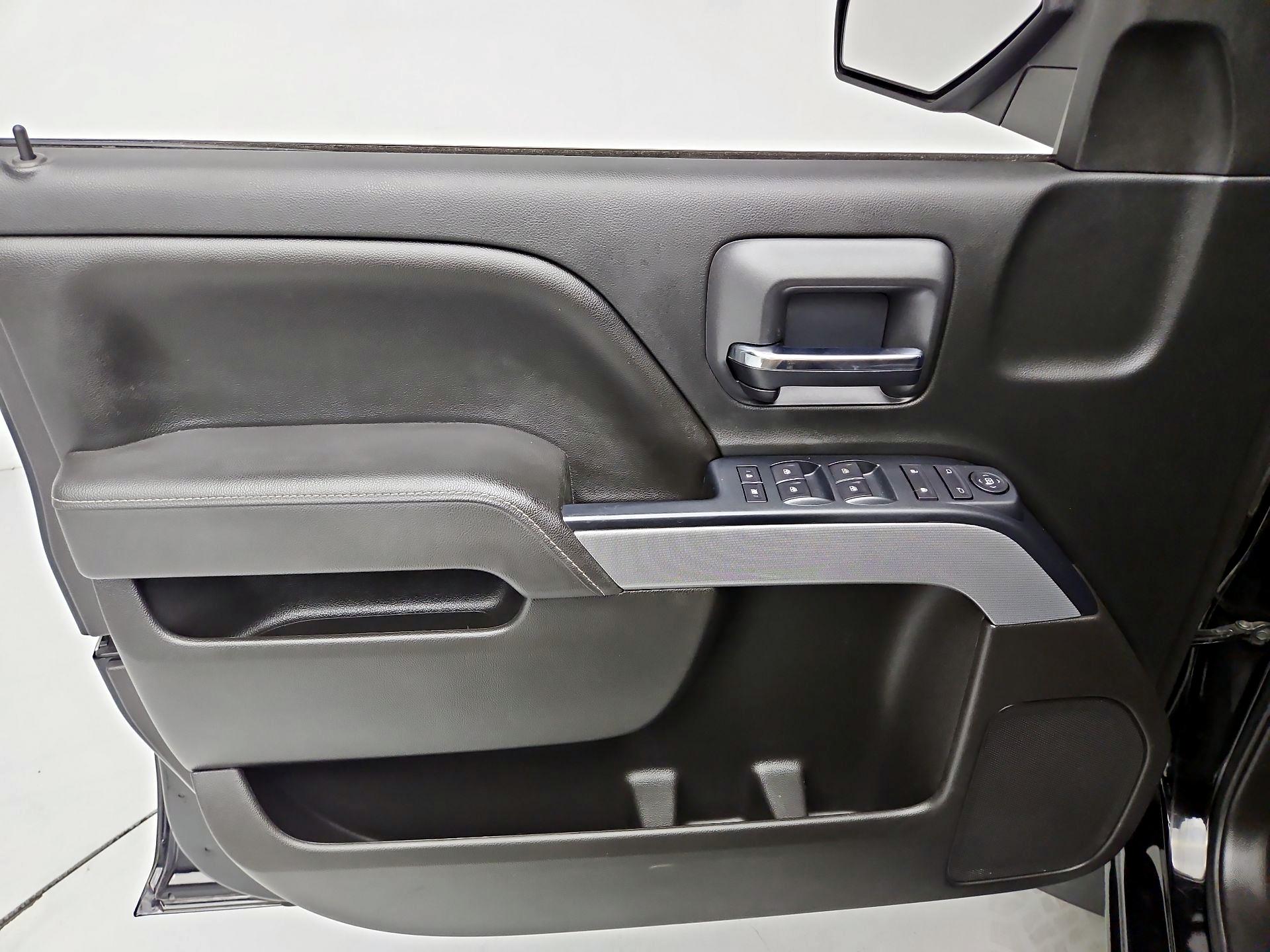 Thumbnail: 2016 Chevrolet Silverado 1500 - 12