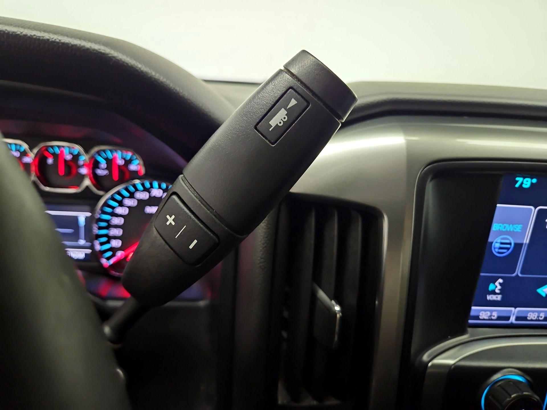 Thumbnail: 2016 Chevrolet Silverado 1500 - 17