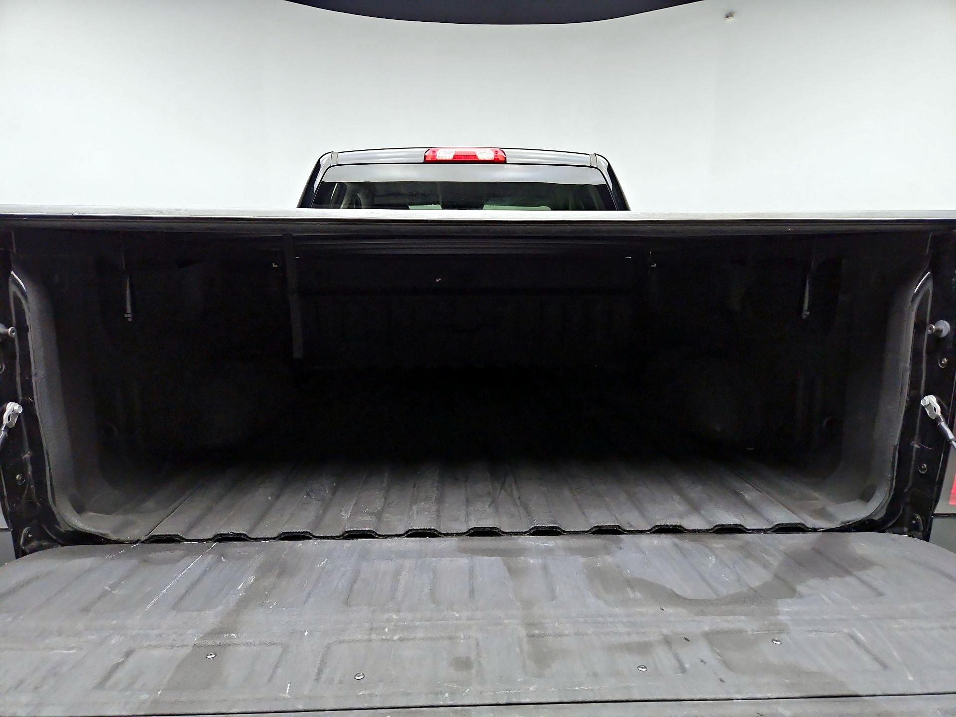 Thumbnail: 2016 Chevrolet Silverado 1500 - 20