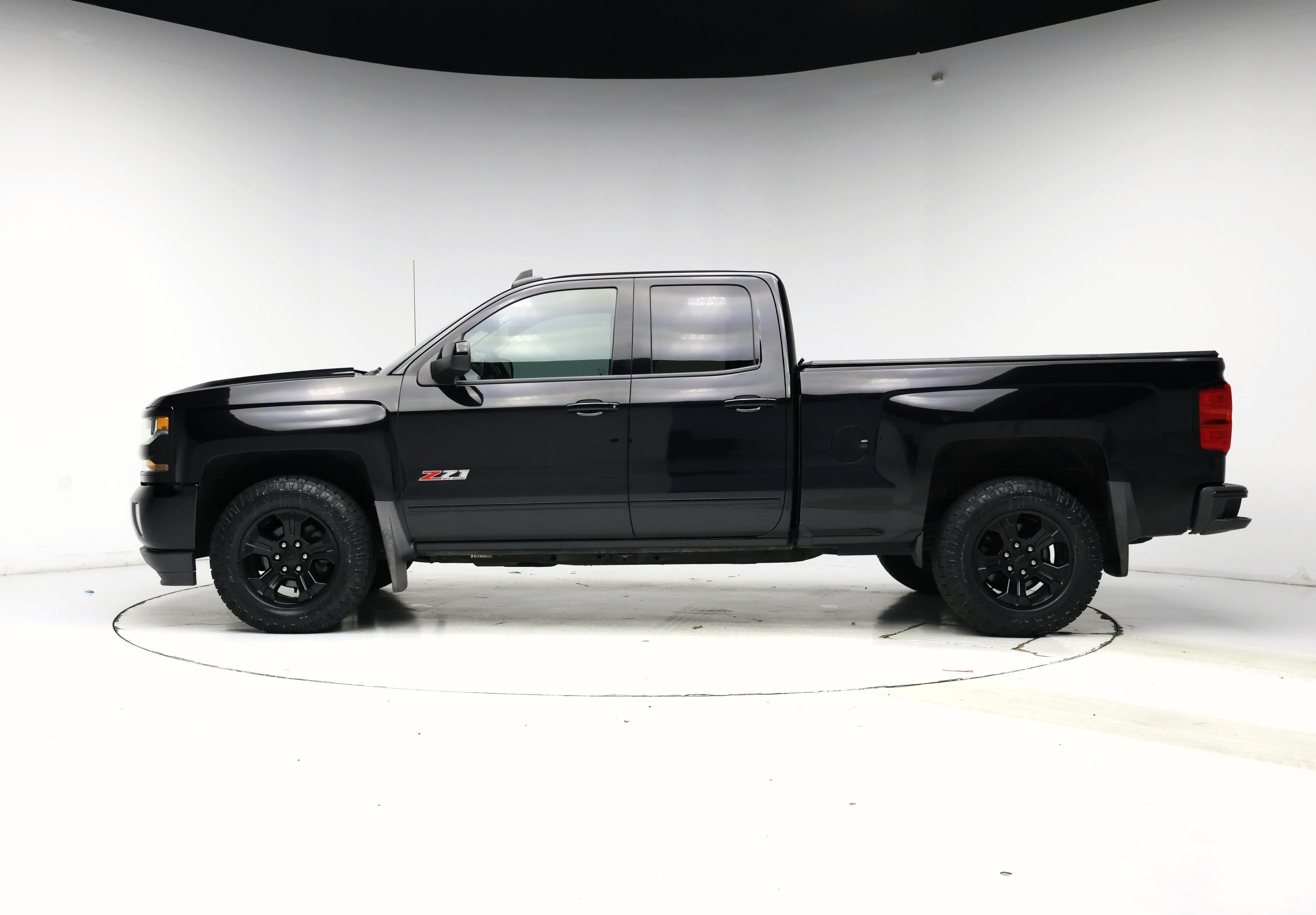 Thumbnail: 2016 Chevrolet Silverado 1500 - 3