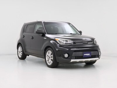 Black 2018 Kia Soul +