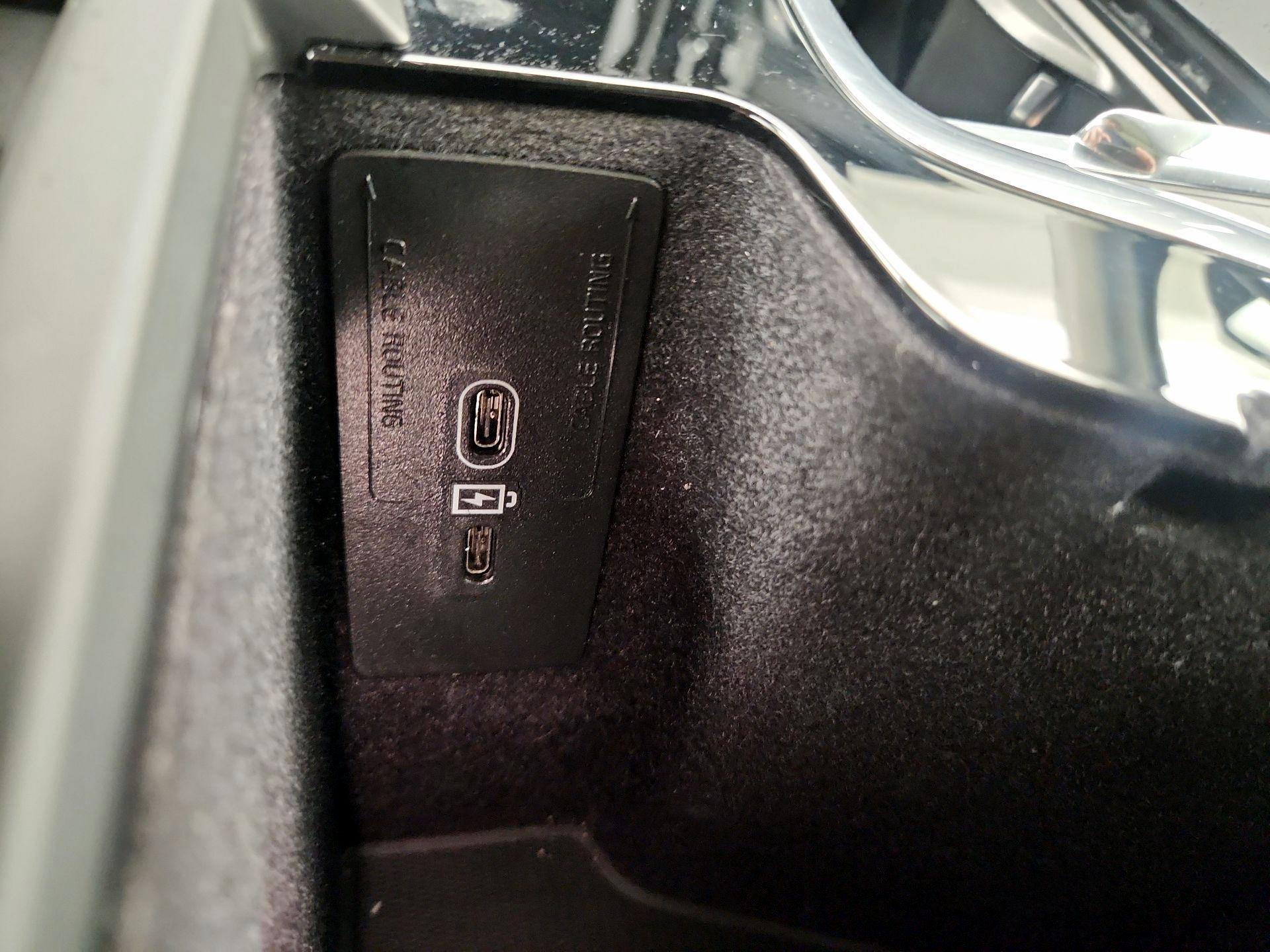 Thumbnail: 2024 Volvo S60 - 19