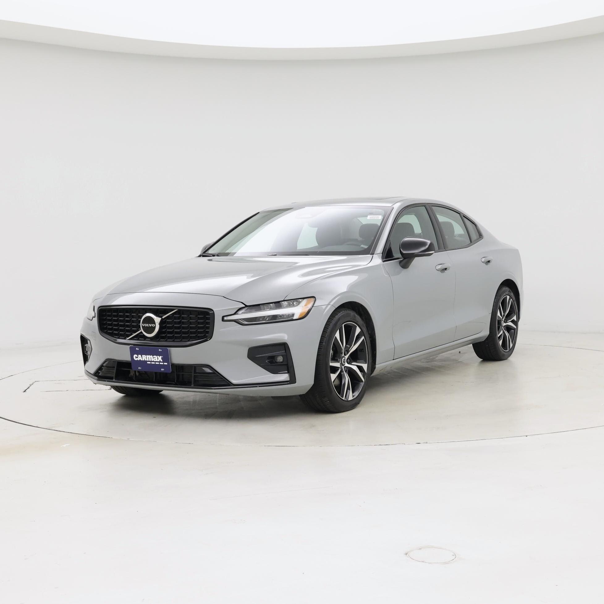 Thumbnail: 2024 Volvo S60 - 4