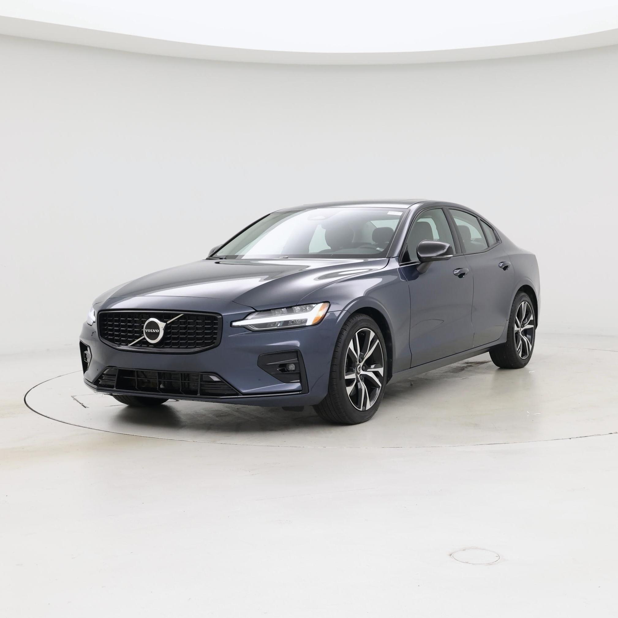 Thumbnail: 2024 Volvo S60 - 4