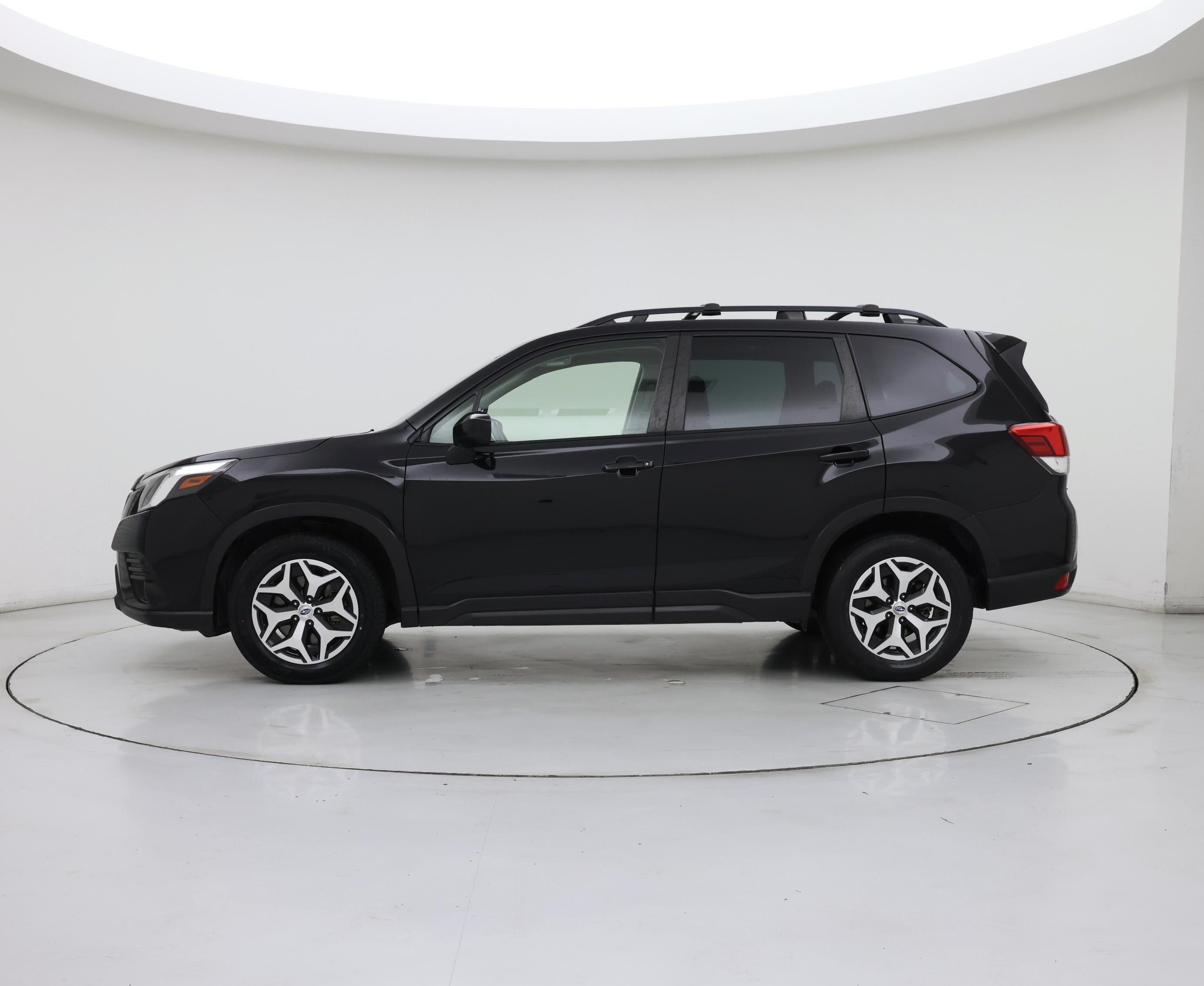 Thumbnail: 2022 Subaru Forester - 3