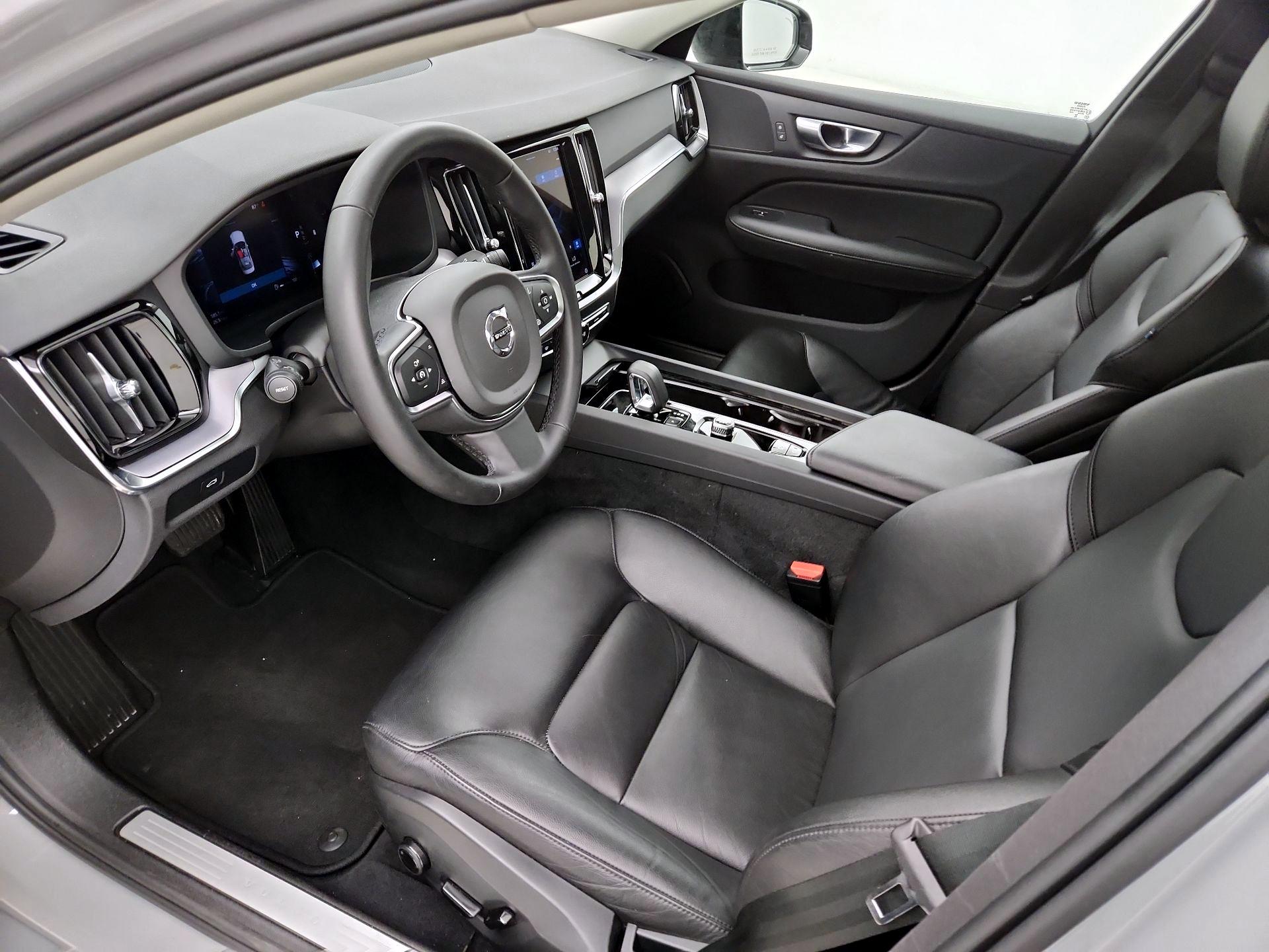 Thumbnail: 2024 Volvo S60 - 11